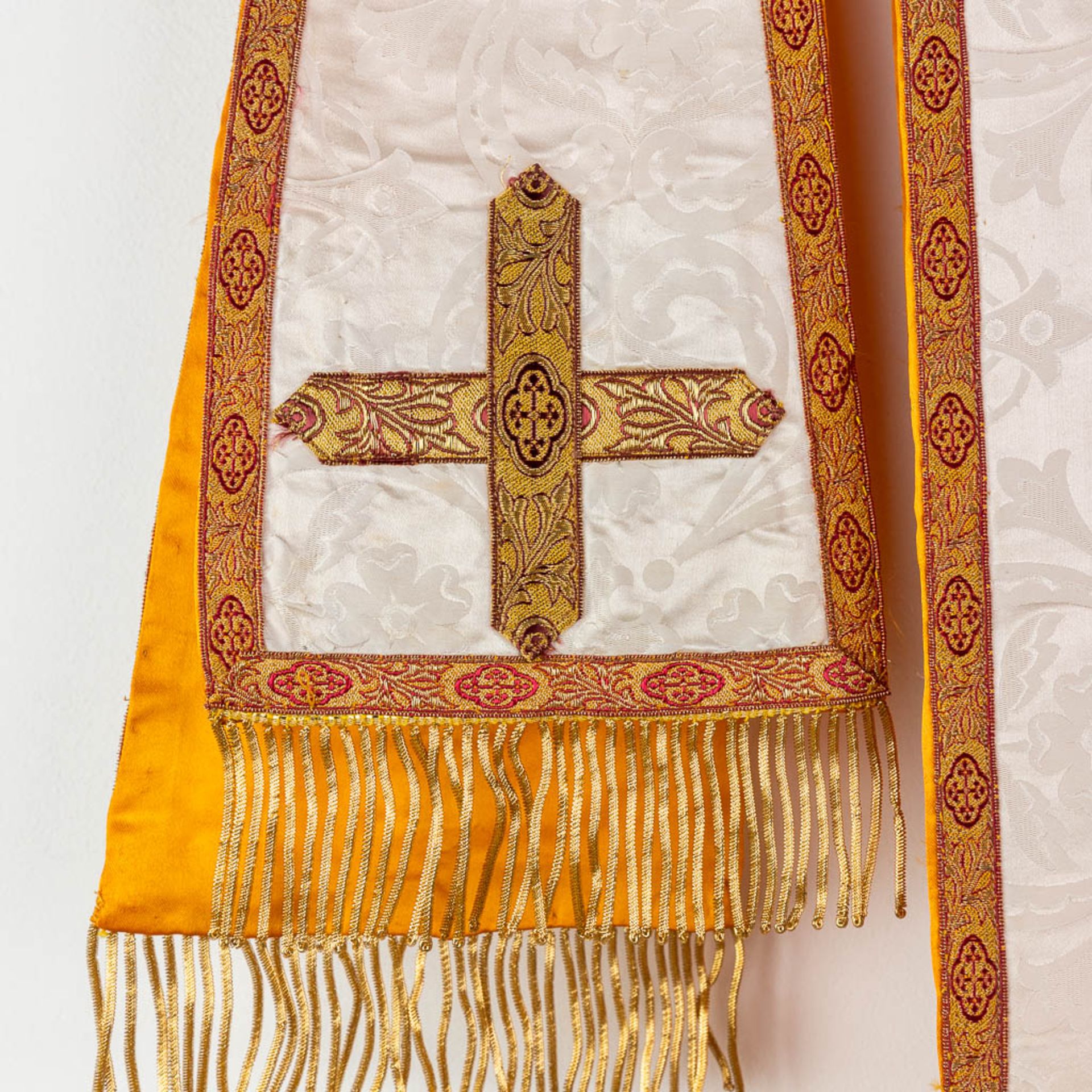 A set of Lithurgical Robes and accessories. Thick gold thread and embroideries. - Image 35 of 40