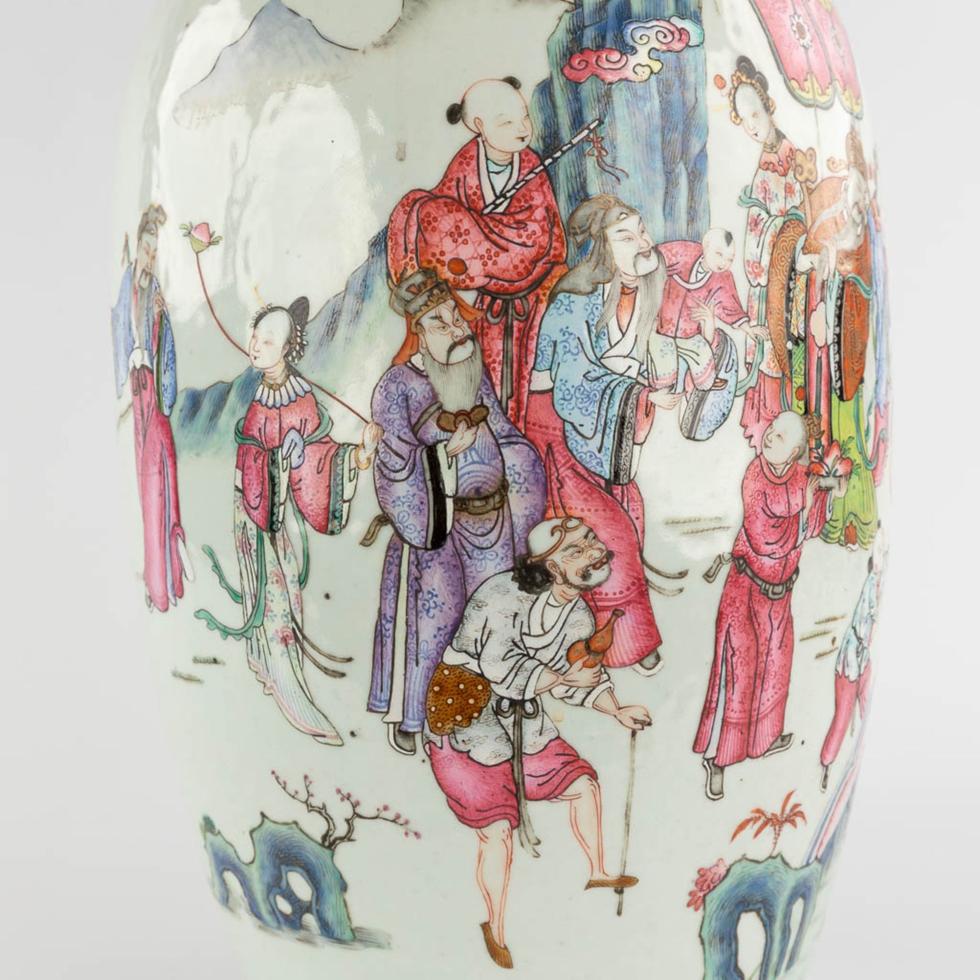 A Chinese Famille Rose vase, decorated with Wise men and items of good fortune. 19th C. (H:60 x D:25 - Image 14 of 18