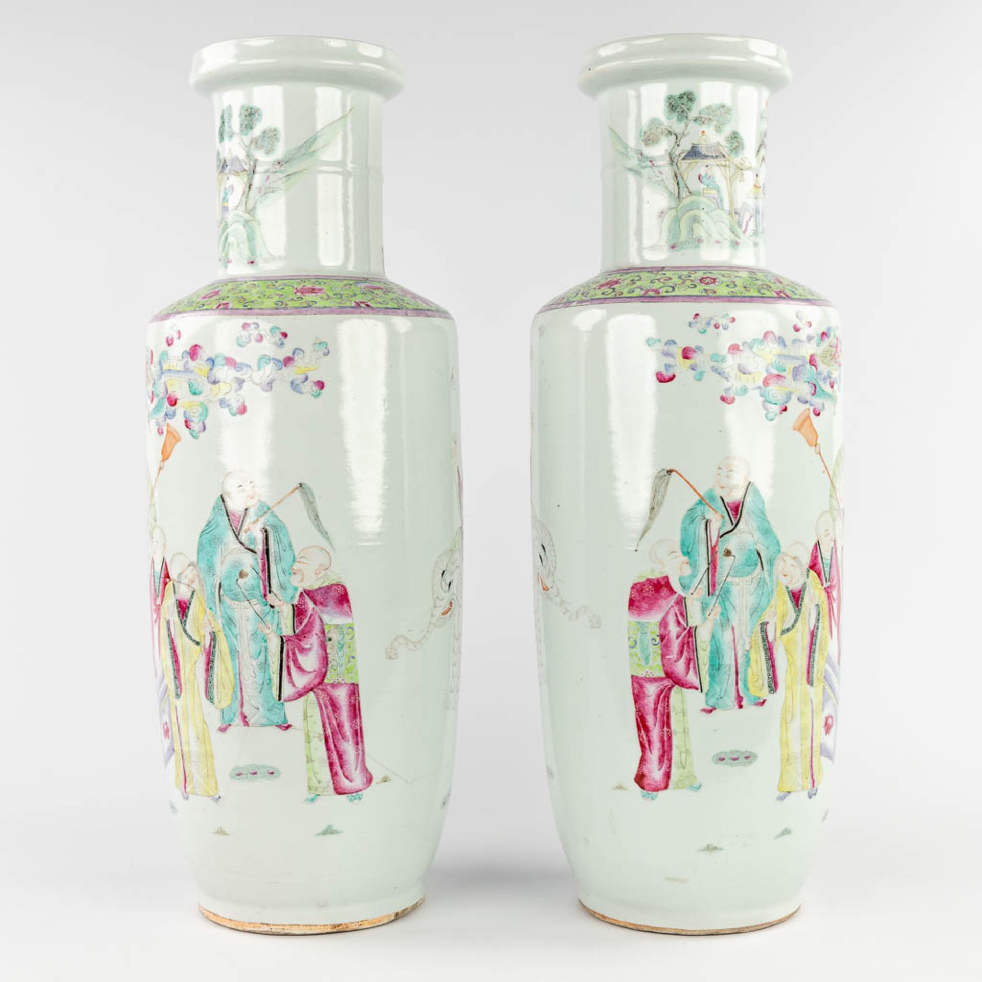 A pair of Chinese Famille Rose vases, decorated with wise men. 19th/20th C. (H:61 x D:21 cm) - Image 4 of 18