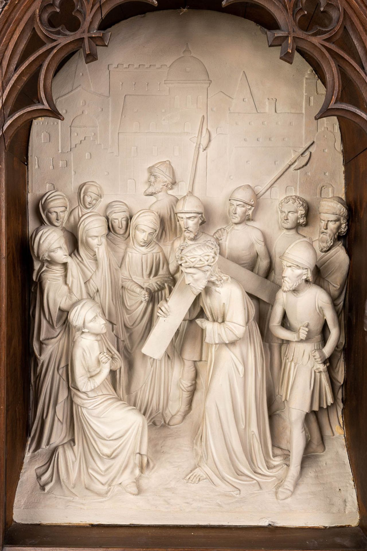 An extensive 14-piece 'Stations Of The Cross', plaster with gothic revival, wood-sculptured frames. - Image 18 of 30