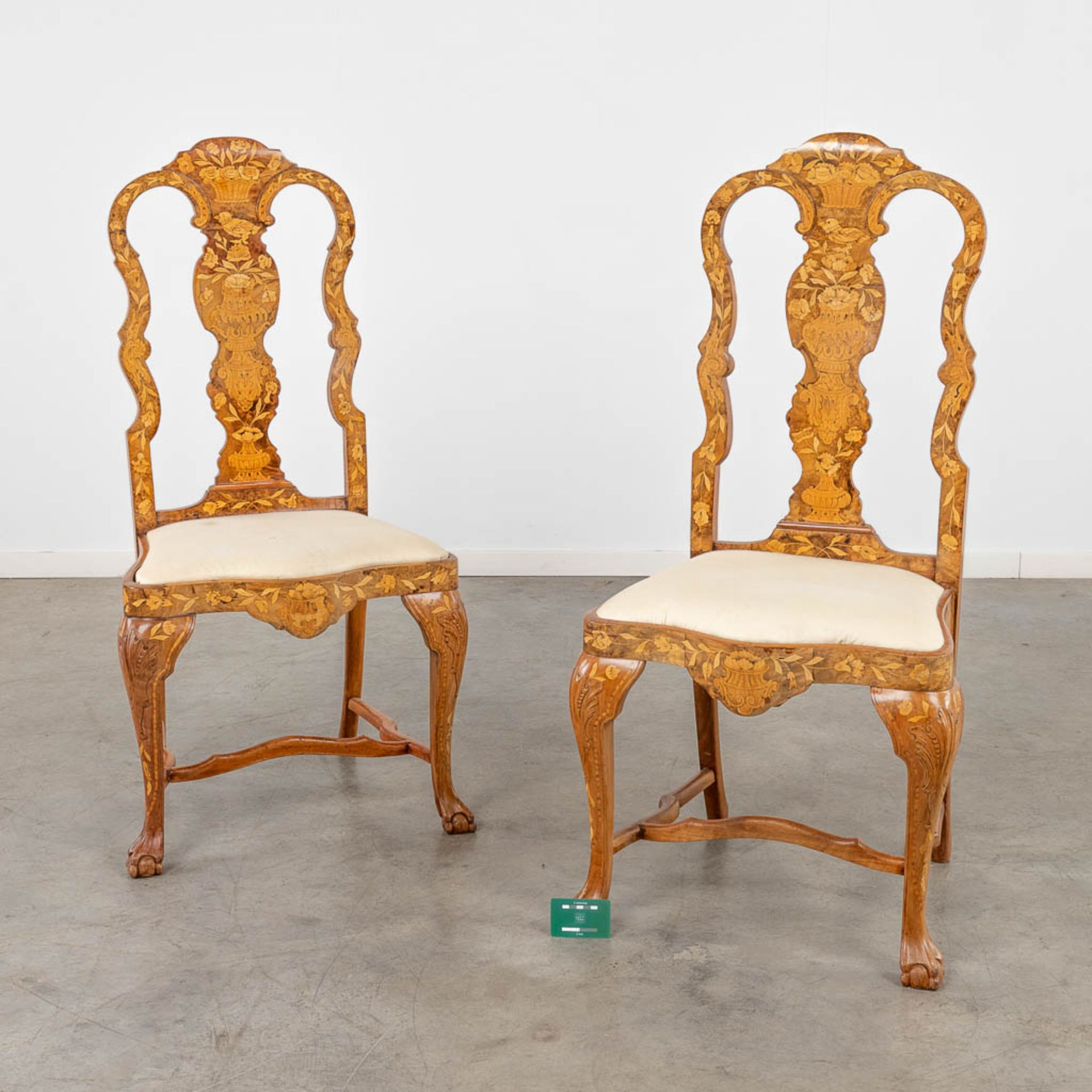 A pair of chairs with flower marquetry, 18th C. (L:46 x W:55 x H:112 cm) - Bild 2 aus 17