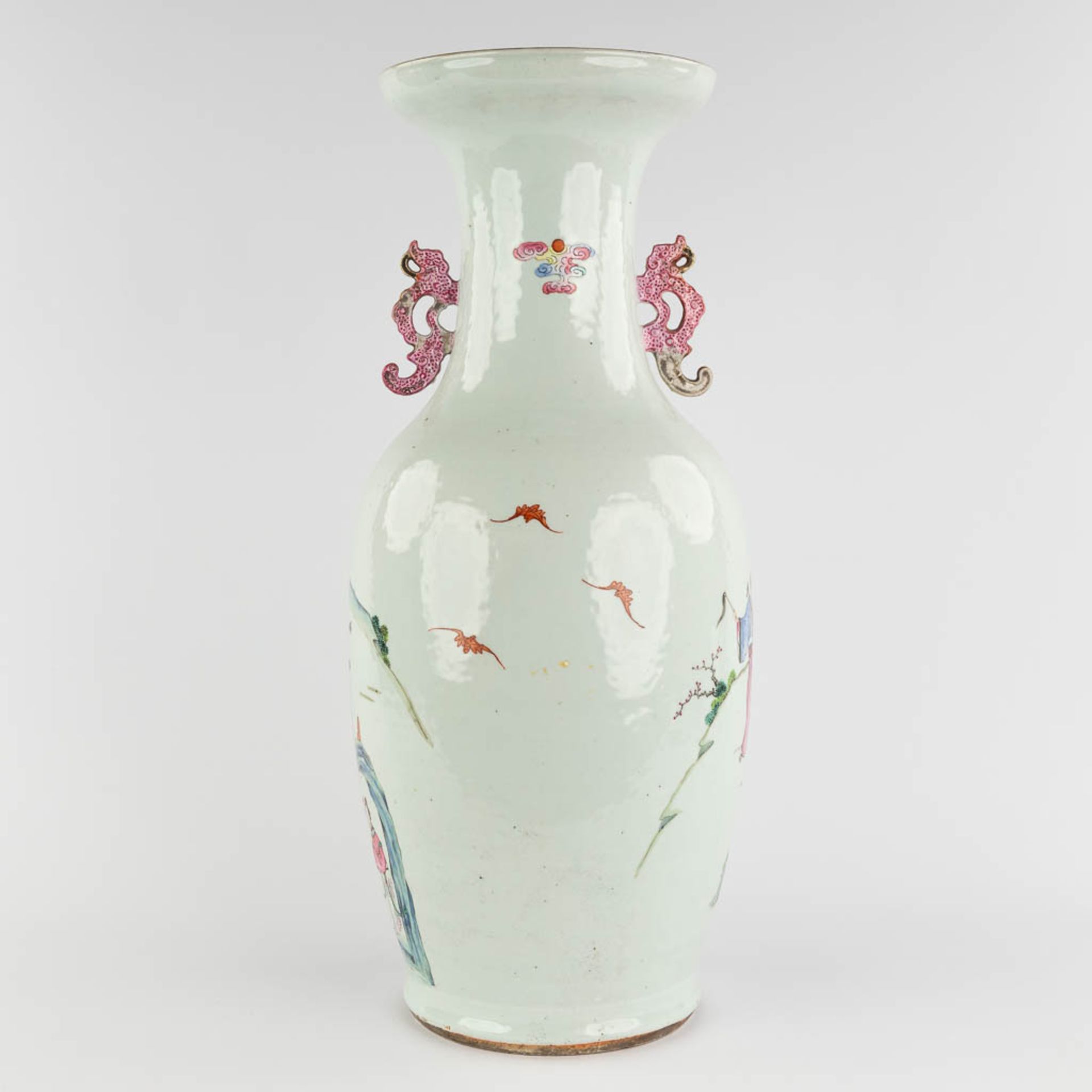 A Chinese Famille Rose vase, decorated with Wise men and items of good fortune. 19th C. (H:60 x D:25 - Image 5 of 18