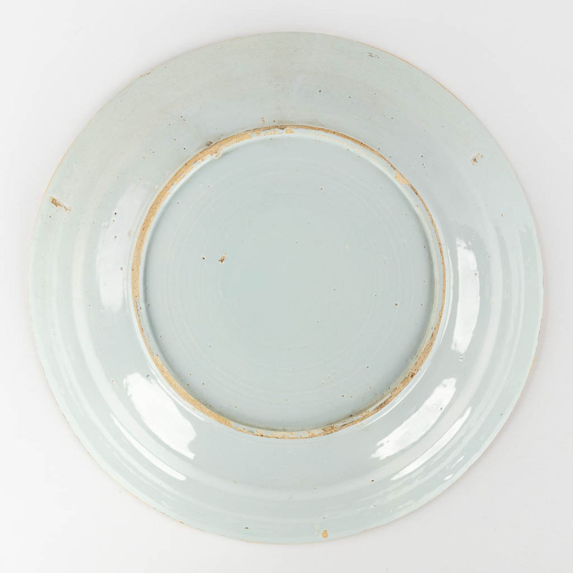 Delftse Faience, a pair of plates. 18th C. (H: 6 x D:35 cm) - Image 9 of 14