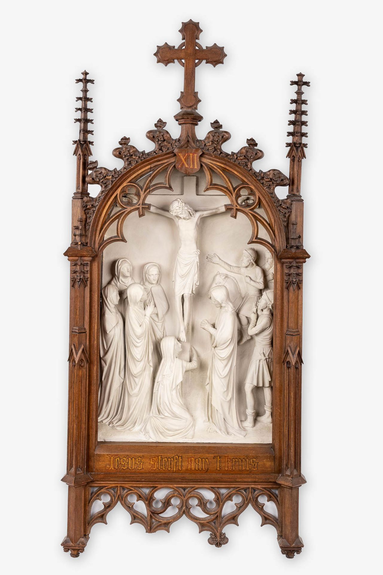 An extensive 14-piece 'Stations Of The Cross', plaster with gothic revival, wood-sculptured frames. - Image 25 of 30