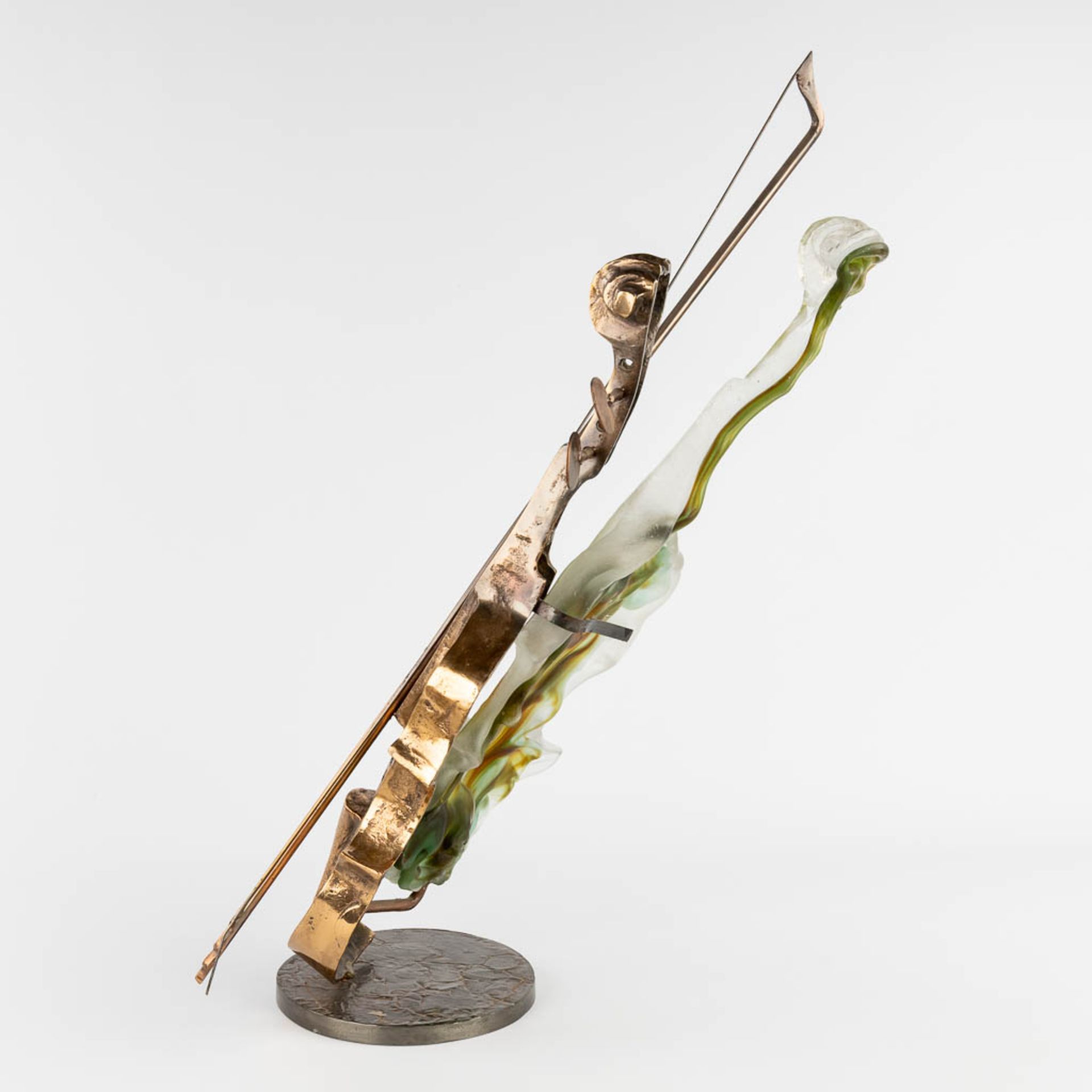 Yves LOHE (1947) 'Violin' bronze and glass. (L:26 x W:40 x H:72 cm) - Image 7 of 13