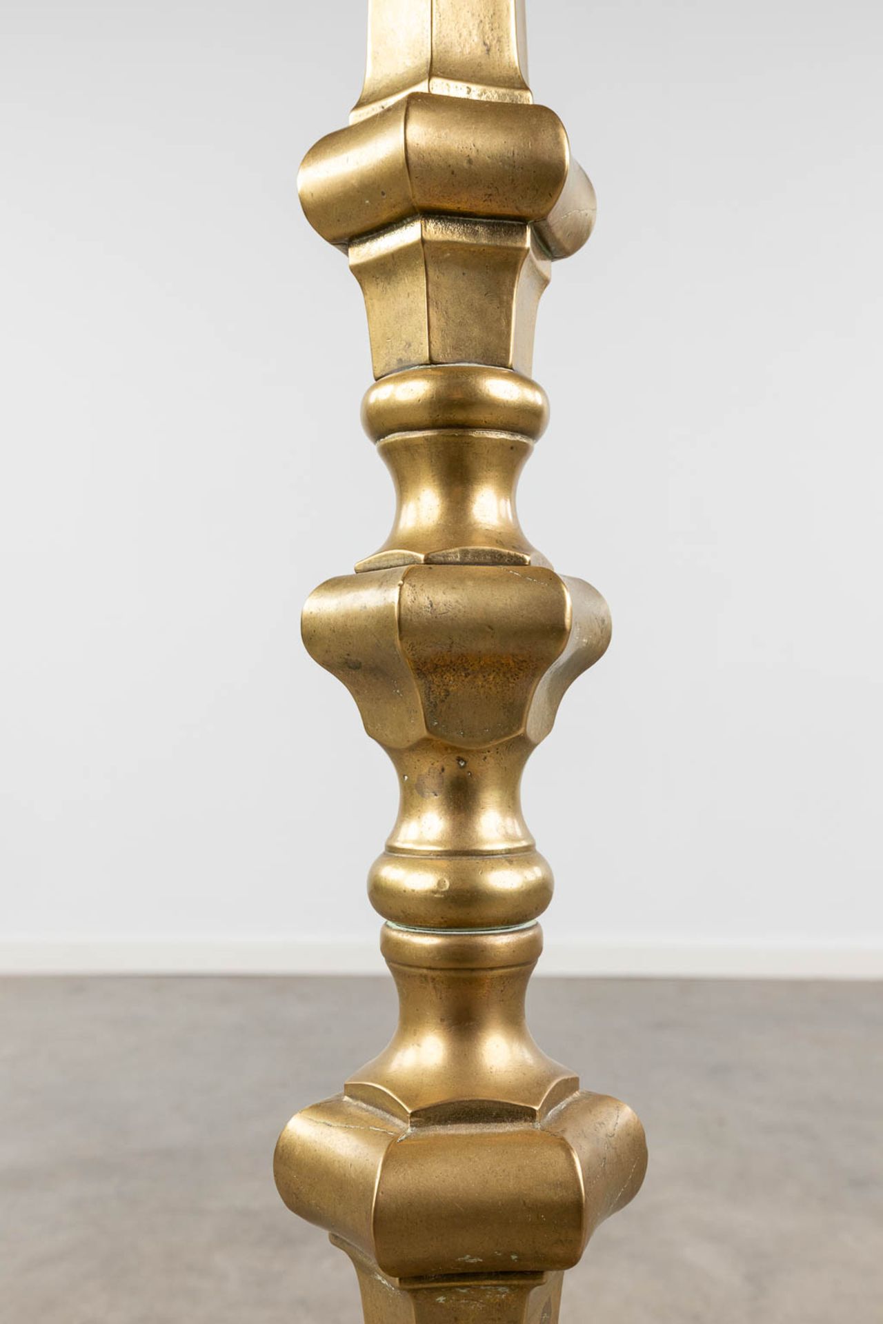 A large Church candlestick/candle holder, bronze. 20th C. (H:120 x D:21 cm) - Image 8 of 10