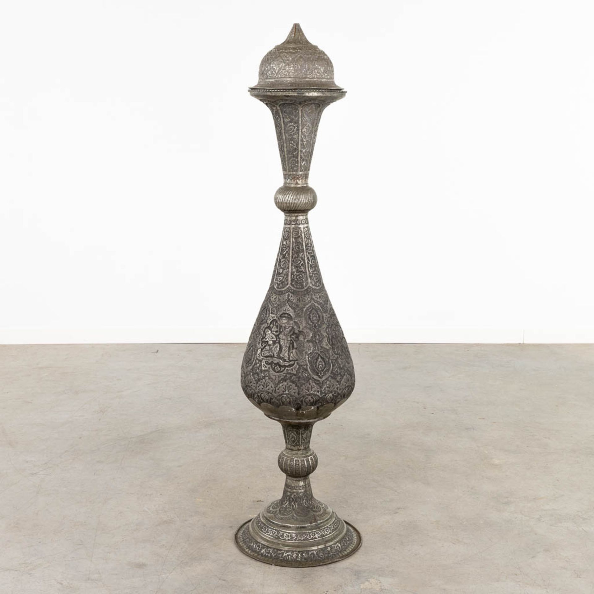 A large decorative vase, India. 19th C. (H:128 x D:32 cm) - Image 4 of 14