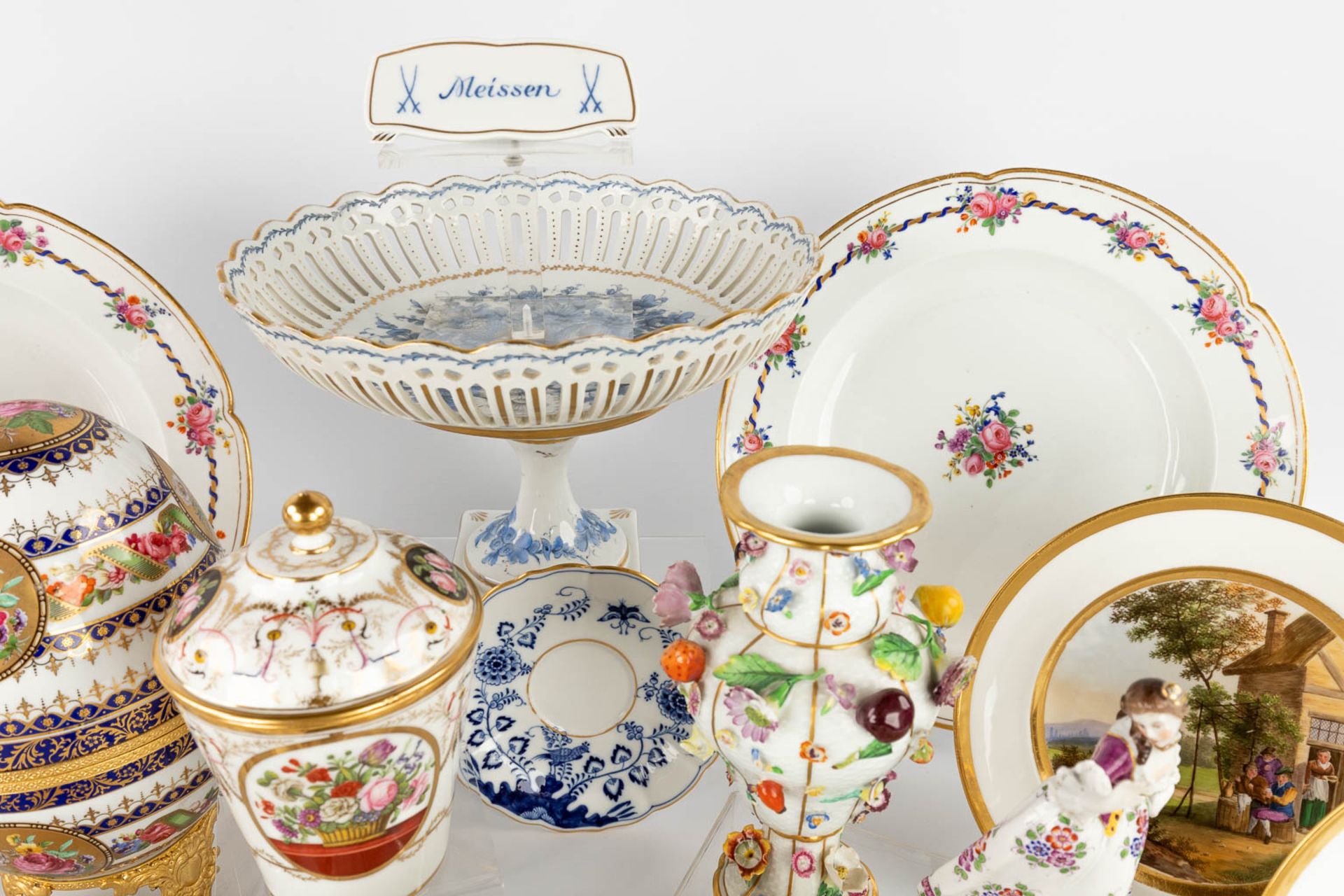 A large collection of porcelain items and table accessories of multiple marks. 19th and 20th C. (H:2 - Image 7 of 36