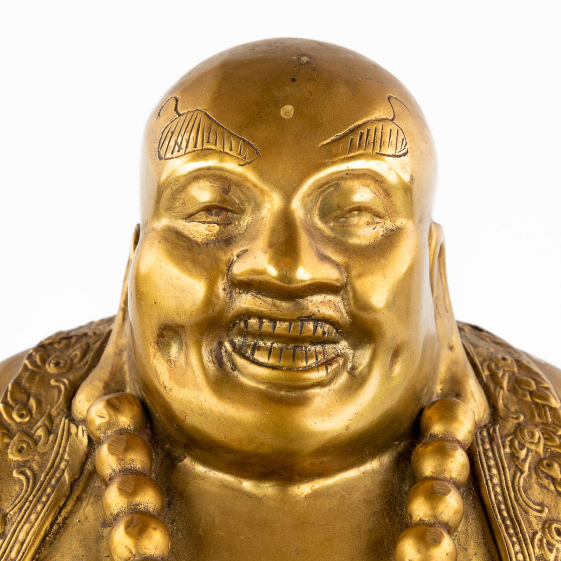 A Chinese laughing buddha, polished bronze. (L:27 x W:27 x H:34 cm) - Image 10 of 11