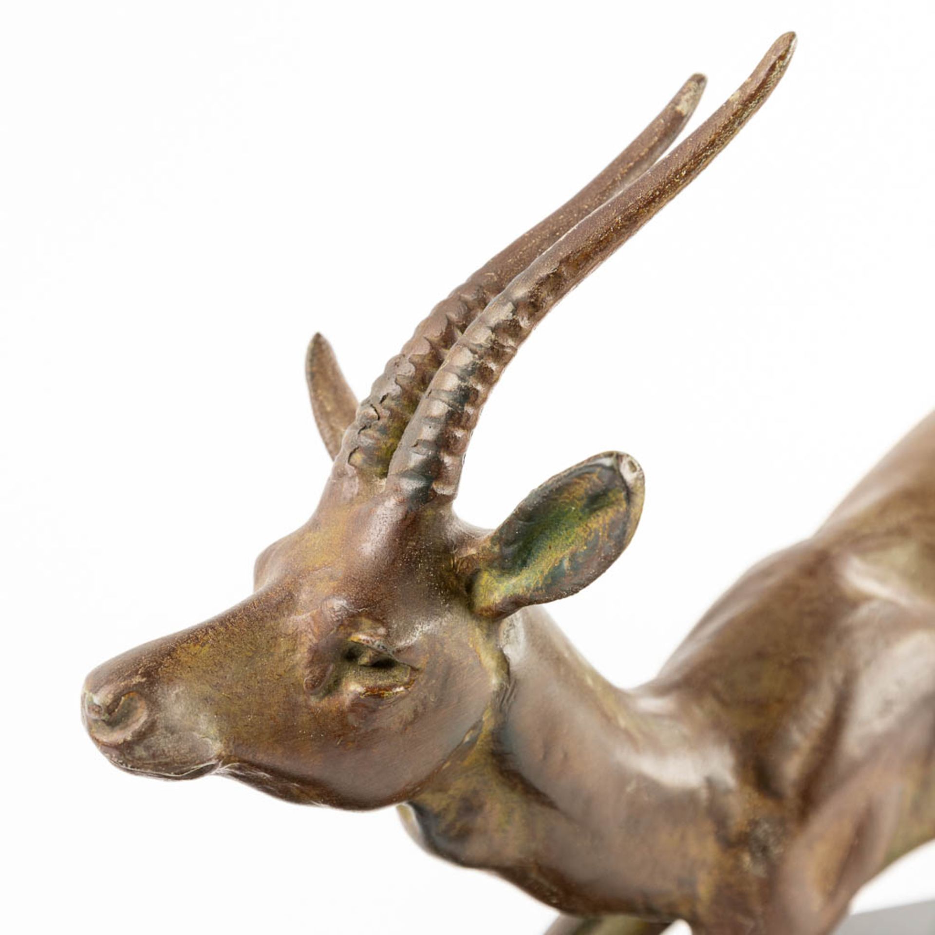 Two running deer, spelter on an onyx base, Art Deco. (L:11 x W:66 x H:31 cm) - Image 10 of 11