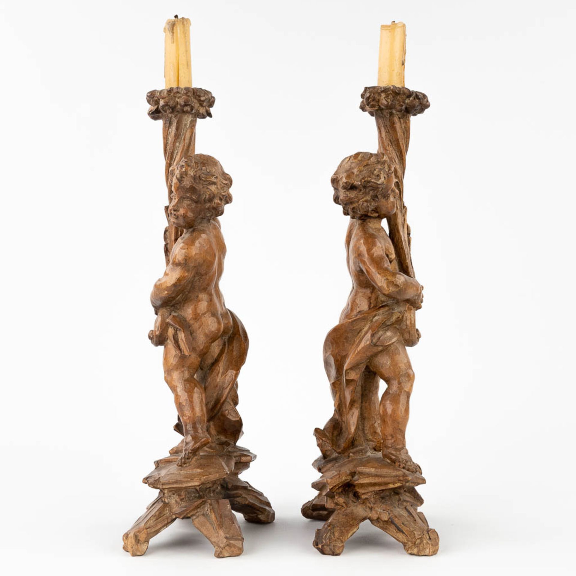 A pair of wood-sculptured candle holders, with putti. 19th C. (L:9 x W:12 x H:34 cm) - Image 3 of 12