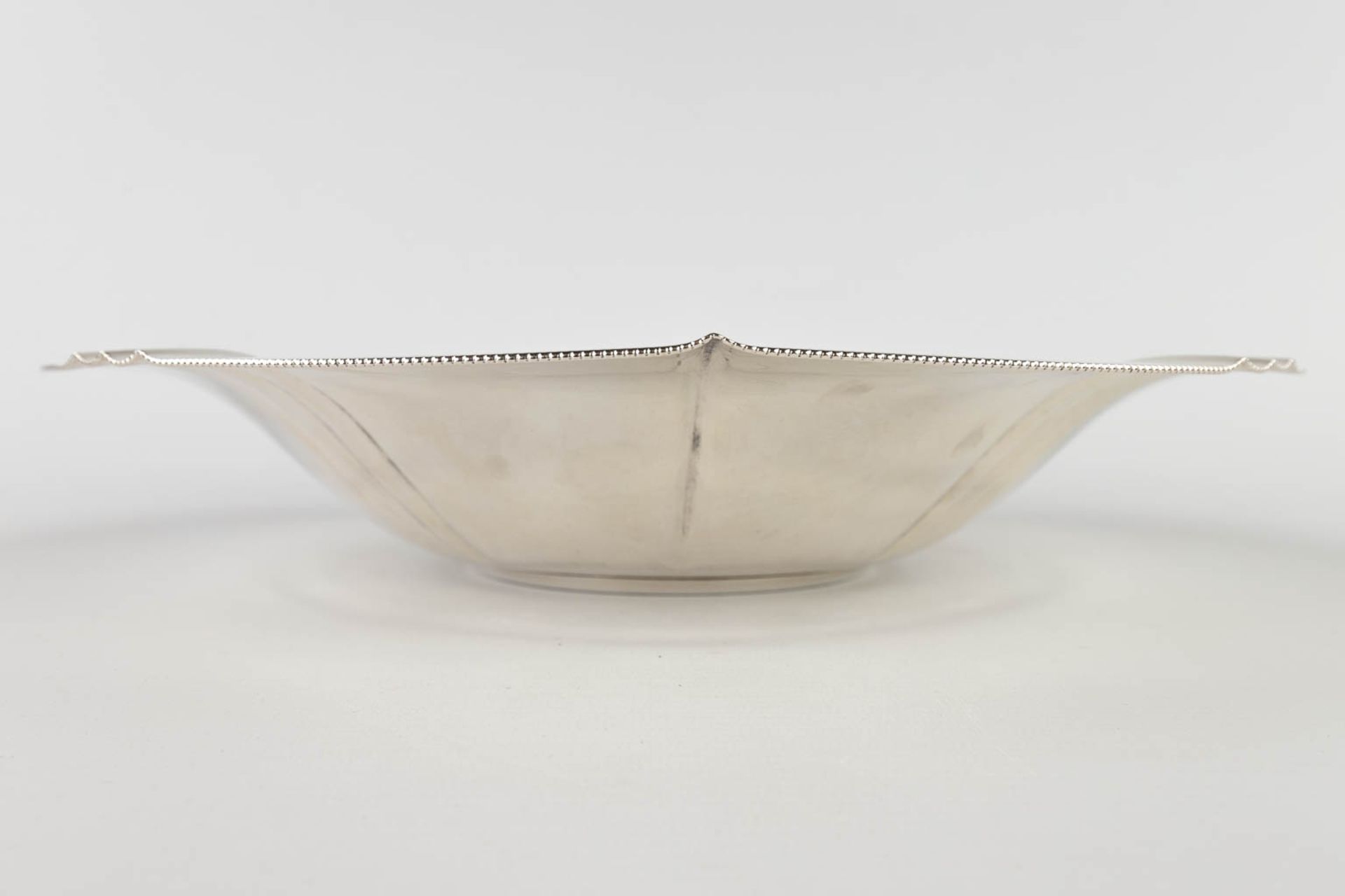 Wolfers Frères, a bowl on a table mirror, silver. Marked 835. Art Deco. (H:9,5 x D:40 cm) - Bild 8 aus 14