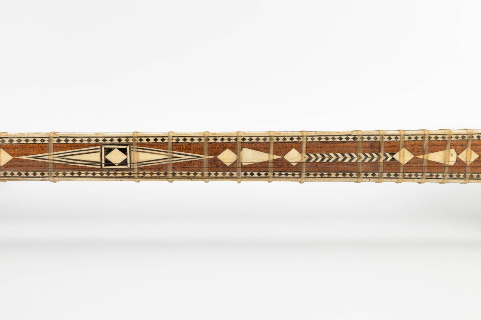 An oriental musical instrument with 6 strings, snake leather and bone inlay. 20th C. (D:13 x W:15 x - Image 5 of 17