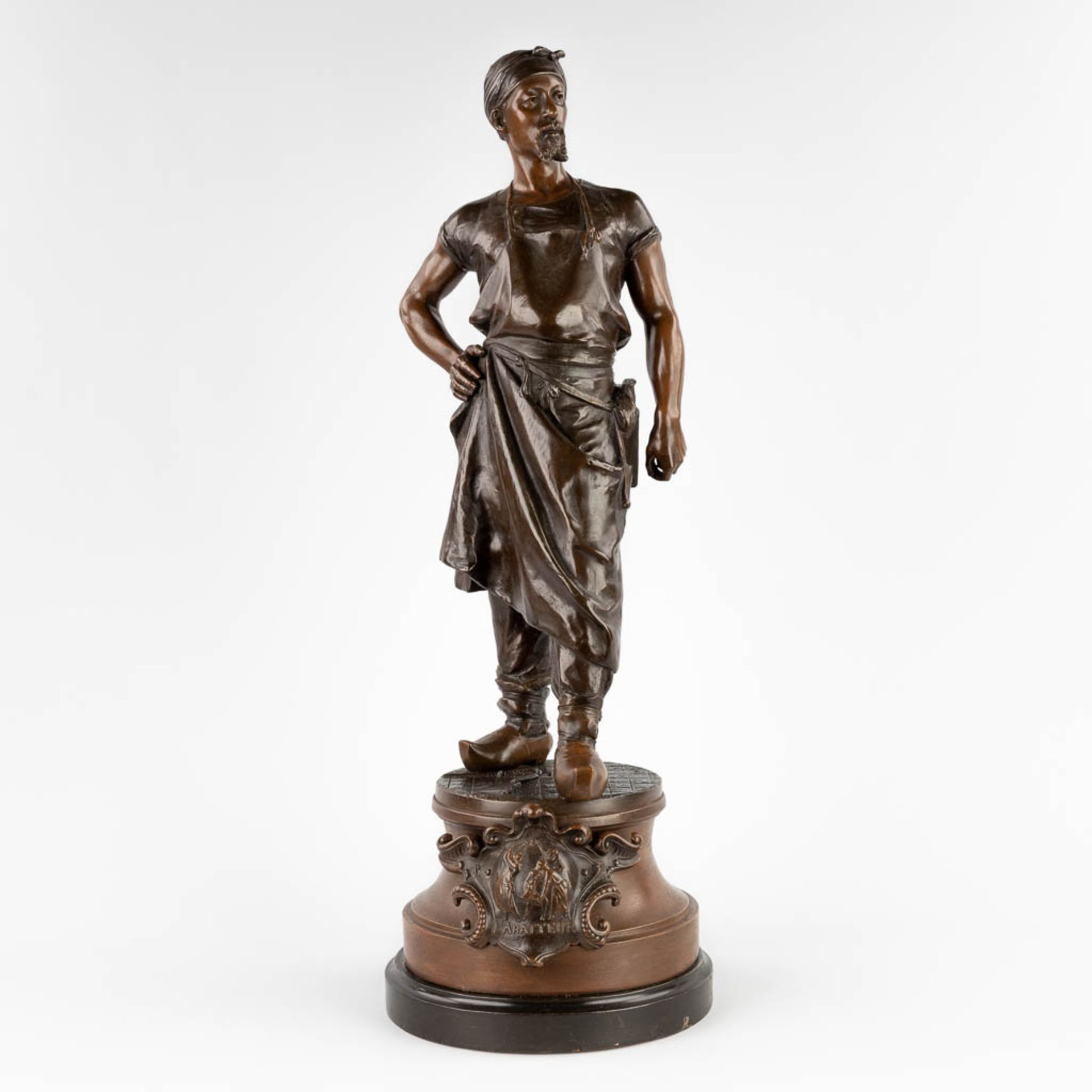 L'Abbateur, a figurine of a butcher, spelter. Circa 1900. (H:68 x D:23 cm)