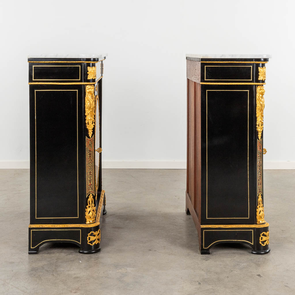 A pair of 'Boulle' cabinets, tortoiseshell inlay with brass. Napoleon 3, 19th C. (D:38 x W:82 x H:10 - Image 7 of 17