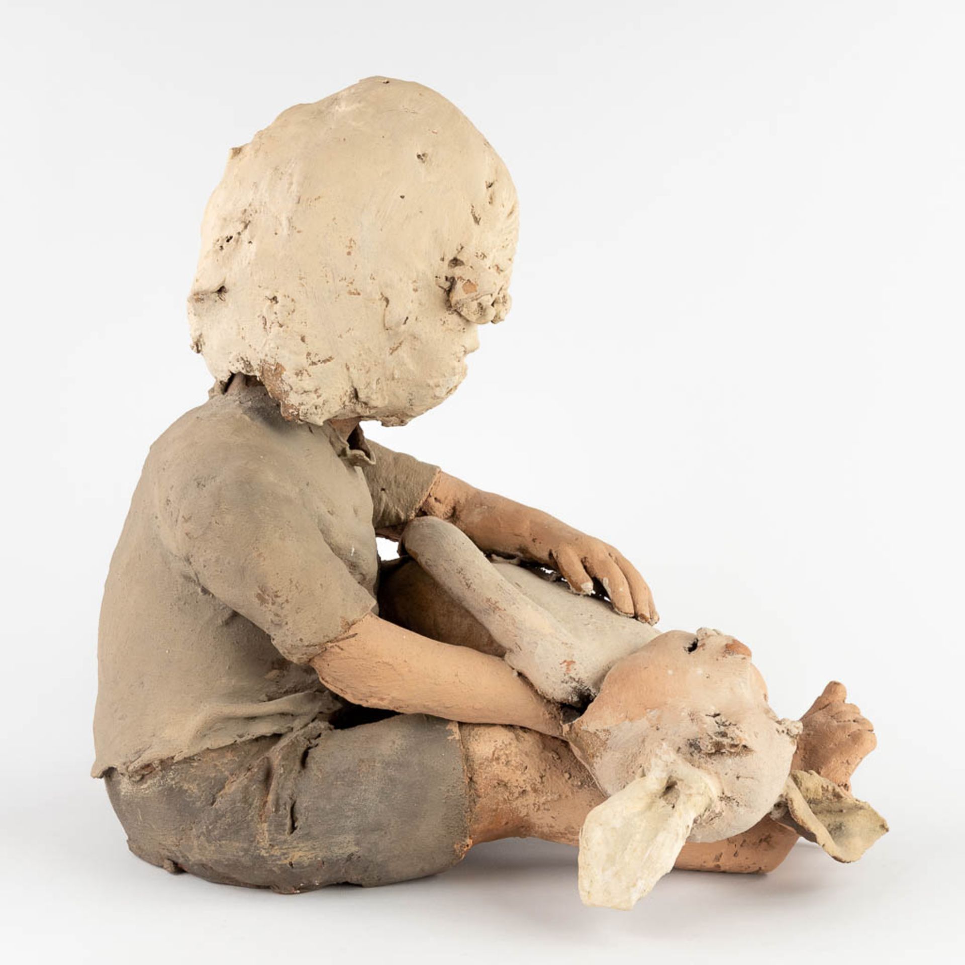 Jan DUMORTIER (XX-XXI) 'Child with a stuffed rabbit' terracotta. (D:32 x W:42 x H:44 cm) - Image 5 of 14