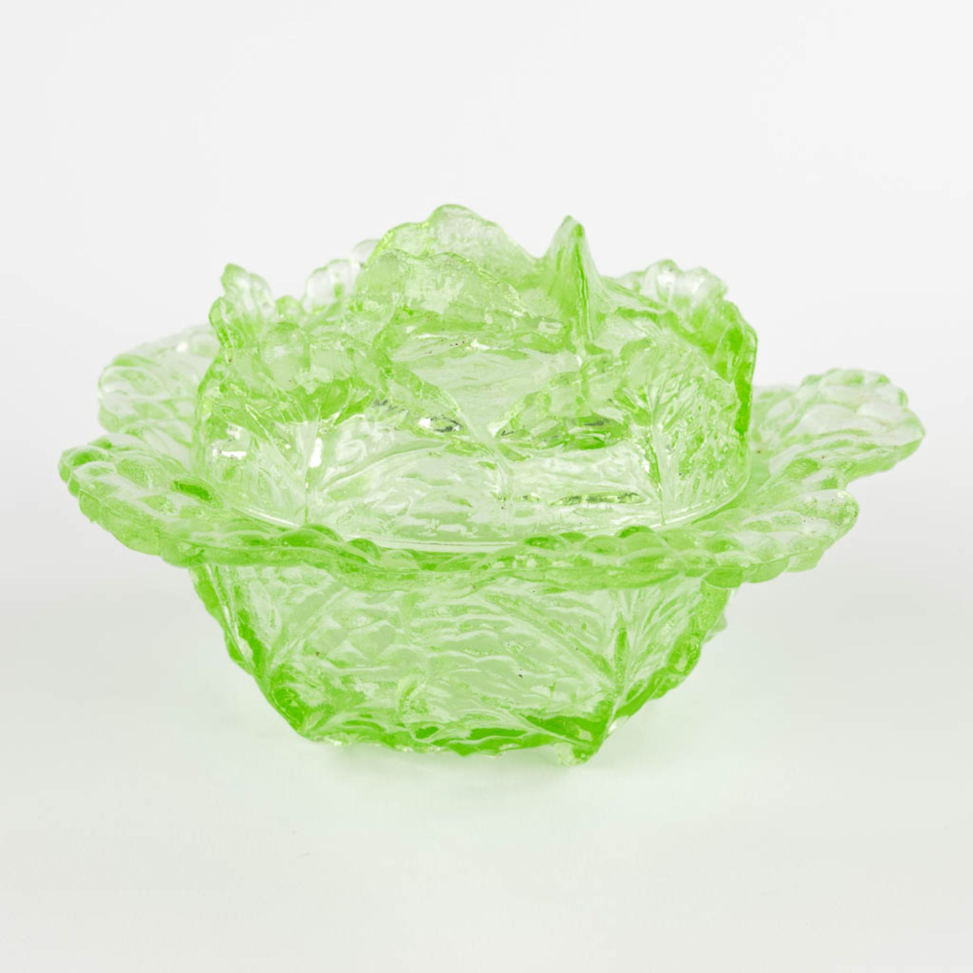 Three pieces of art glass, 'Cabbage' marked Portieux, France. 20th C. (H:11 x D:17 cm) - Bild 7 aus 12