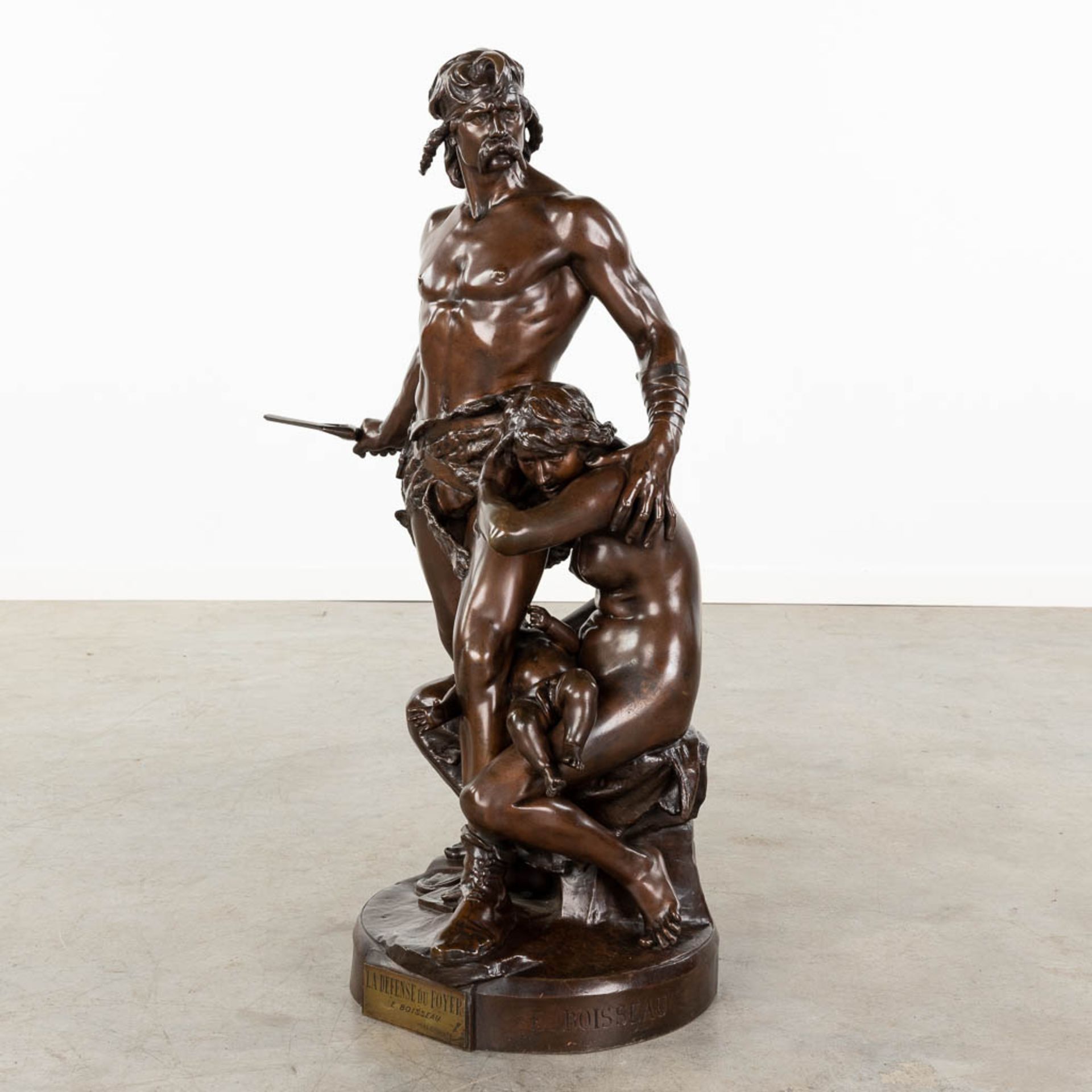 Émile André BOISSEAU (1842-1923) 'La Défence Du Foyer' patinated bronze. (W:54 x H:86 cm) - Image 3 of 16