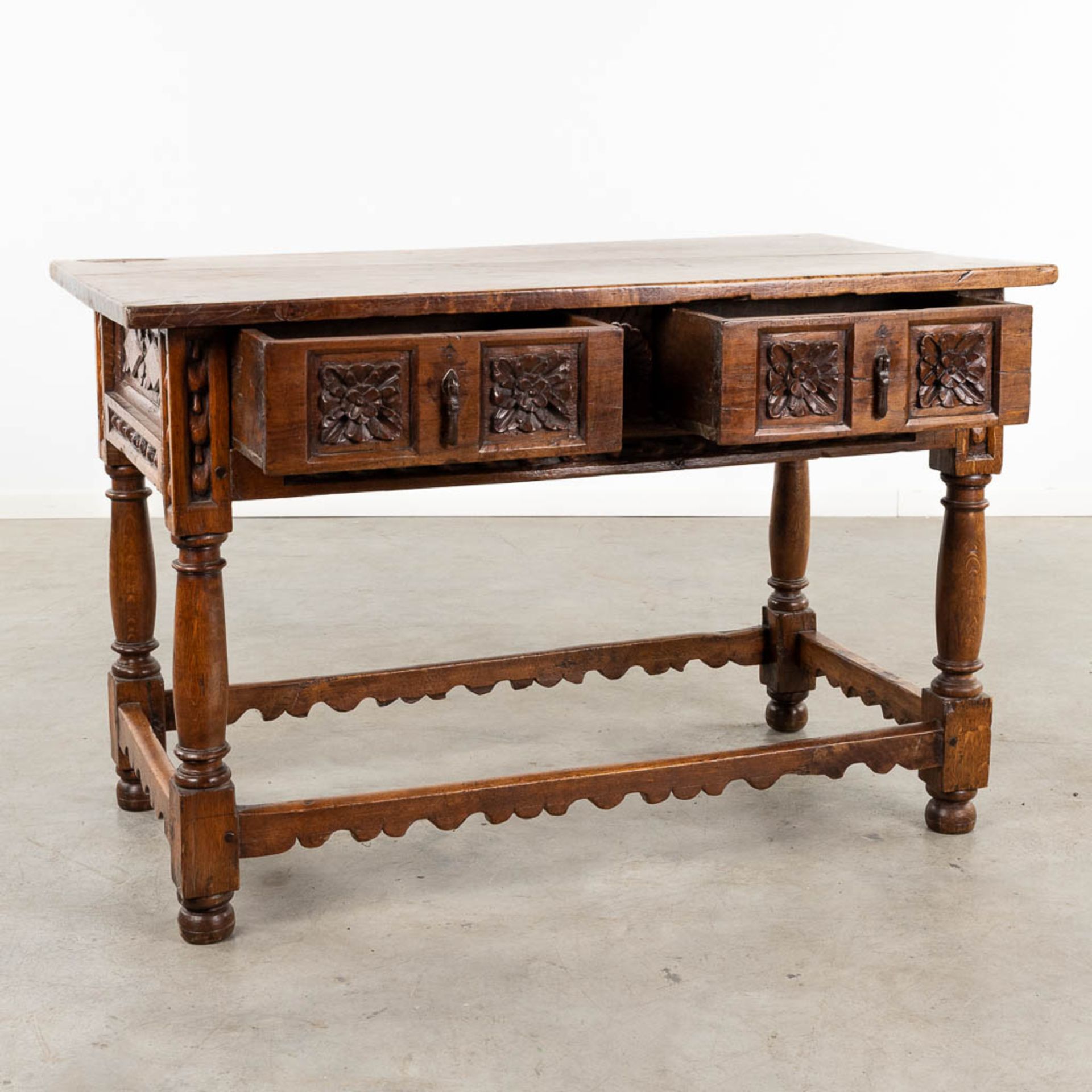 An antique "Table De Milieu", sculptured wood. Spain, 18th C. (D:72 x W:127 x H:82 cm) - Image 3 of 13