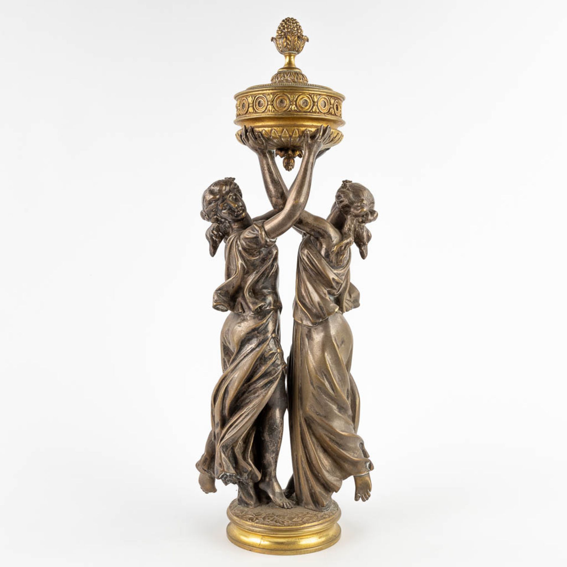 A large figurine of two graces, silver-plated and polished bronze. 19th C. (D:10 x W:18 x H:53 cm) - Image 4 of 11