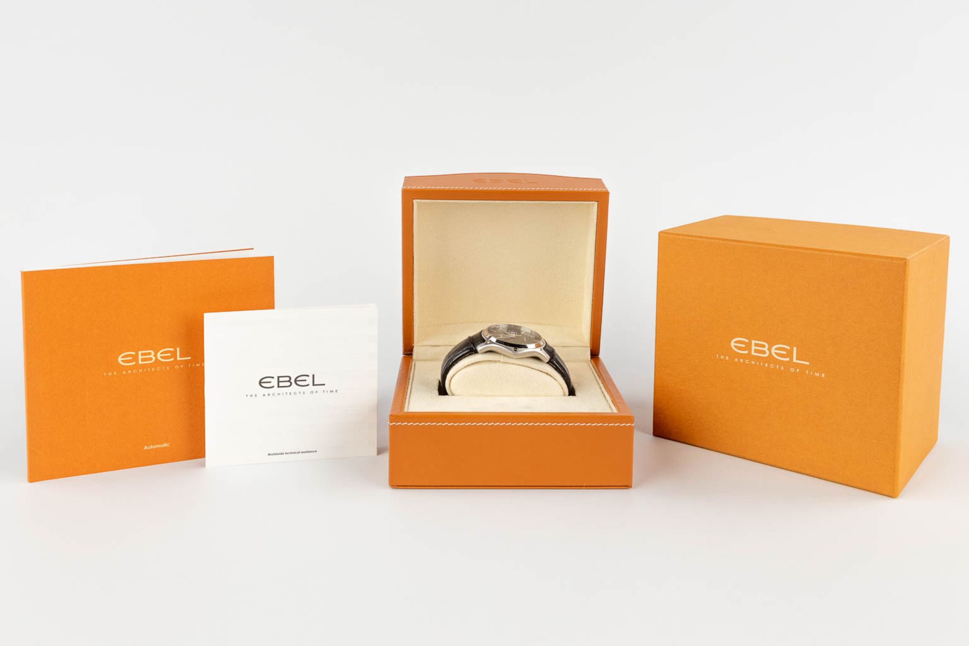 Ebel Classic Hexagon, A men's wristwatch with a black dial. Box and Papers. 2014. (W:4,1 cm) - Bild 3 aus 14