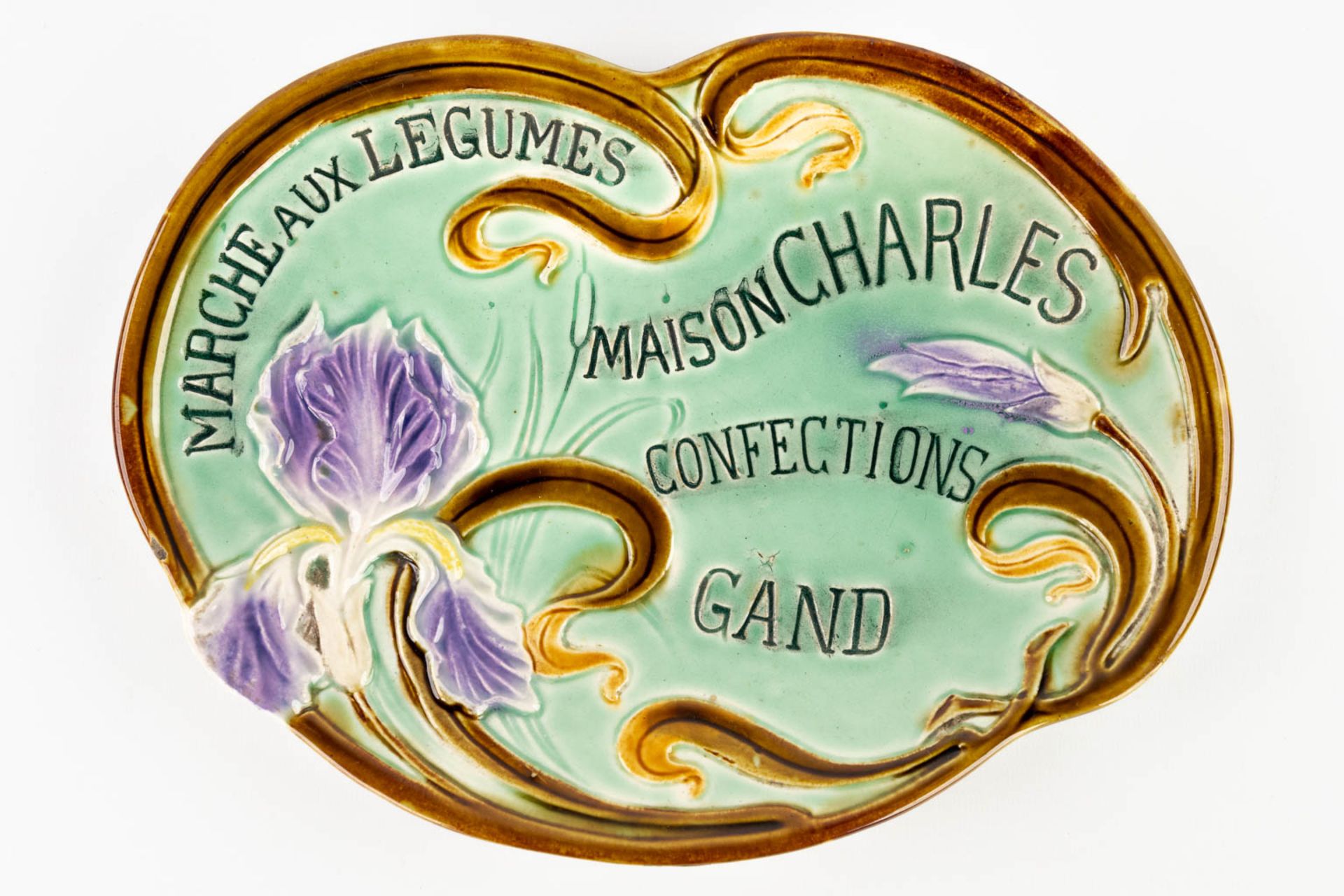 Hasselts Faience, a bowl ?Maison Charles? Confections Gand, Belgium, 19th C. (D:20 x W:26 x H:3,5 cm - Image 3 of 7