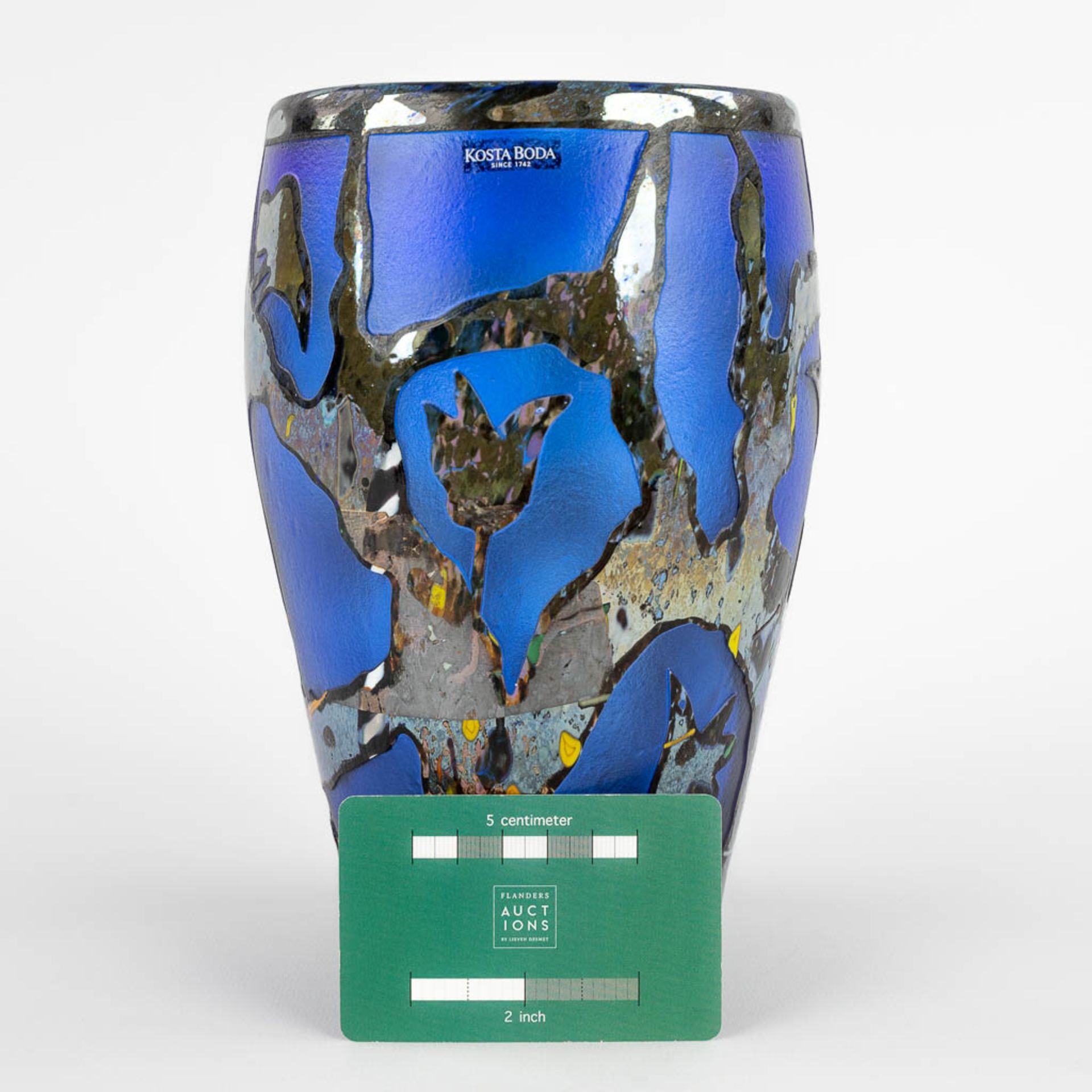 Bertil VALLIEN (1938-2018) for Kosta Boda, an art glass vase. Sweden, 20th C. (H:21 x D:15 cm) - Bild 2 aus 11