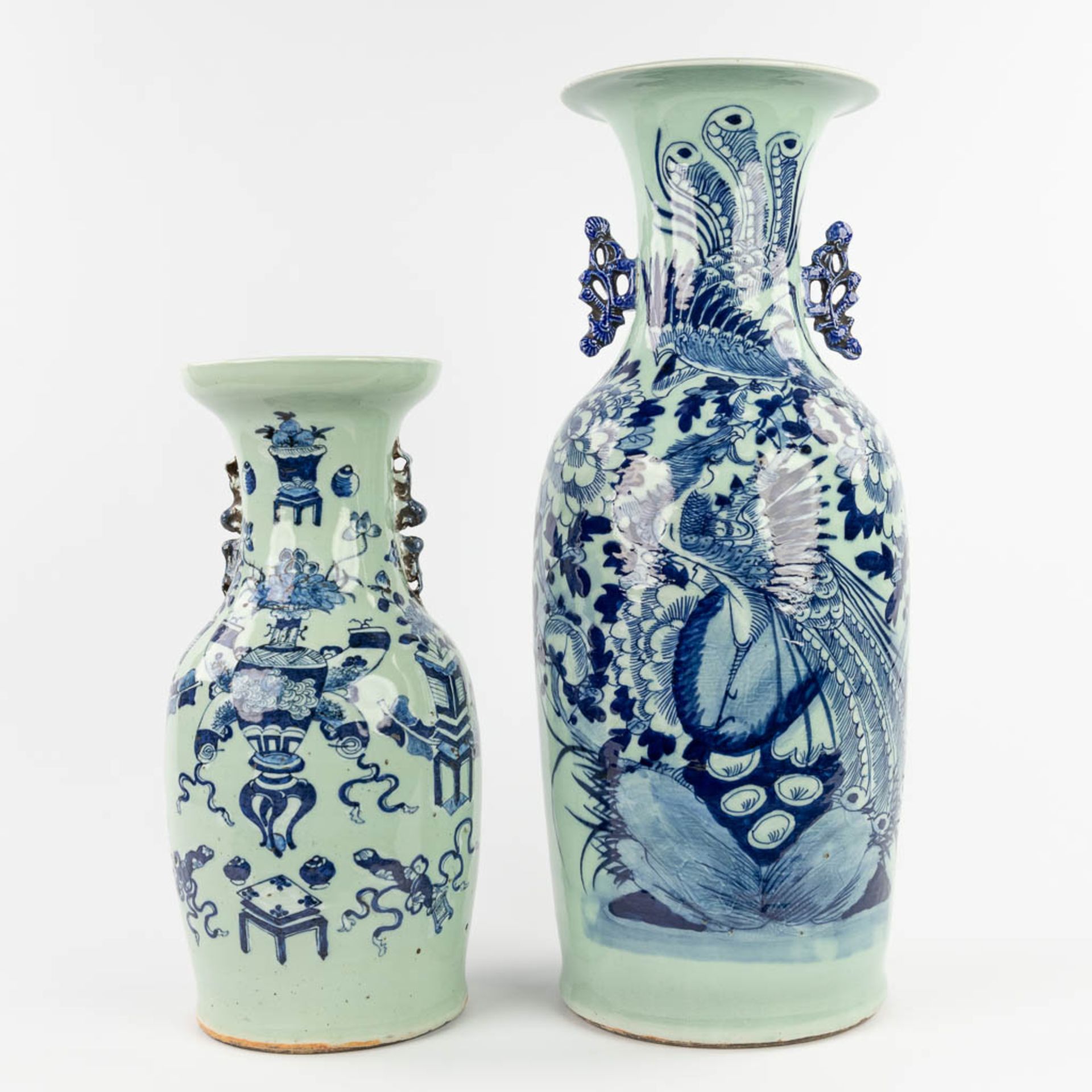 Two Chinese vases, celadon with a blue-white decor. 19th/20th C. (H:59 x D:24 cm) - Bild 3 aus 12