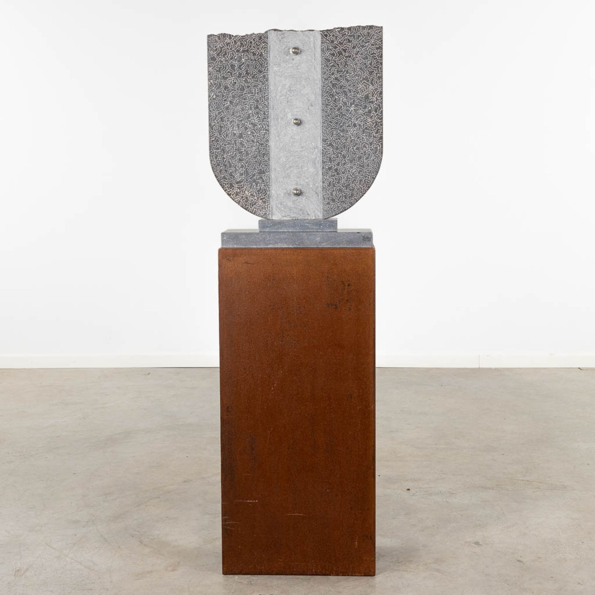 Francois VERBEKE (1960) 'Equilibrium' a sculpture, Belgian blue stone. (D:10 x W:45 x H:52 cm)