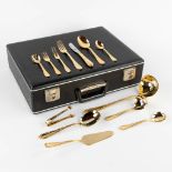 A gold-plated 'Solingen' flatware cutlery set, made in Germany. Model 'Louis XV' (D:34 x W:45 cm)