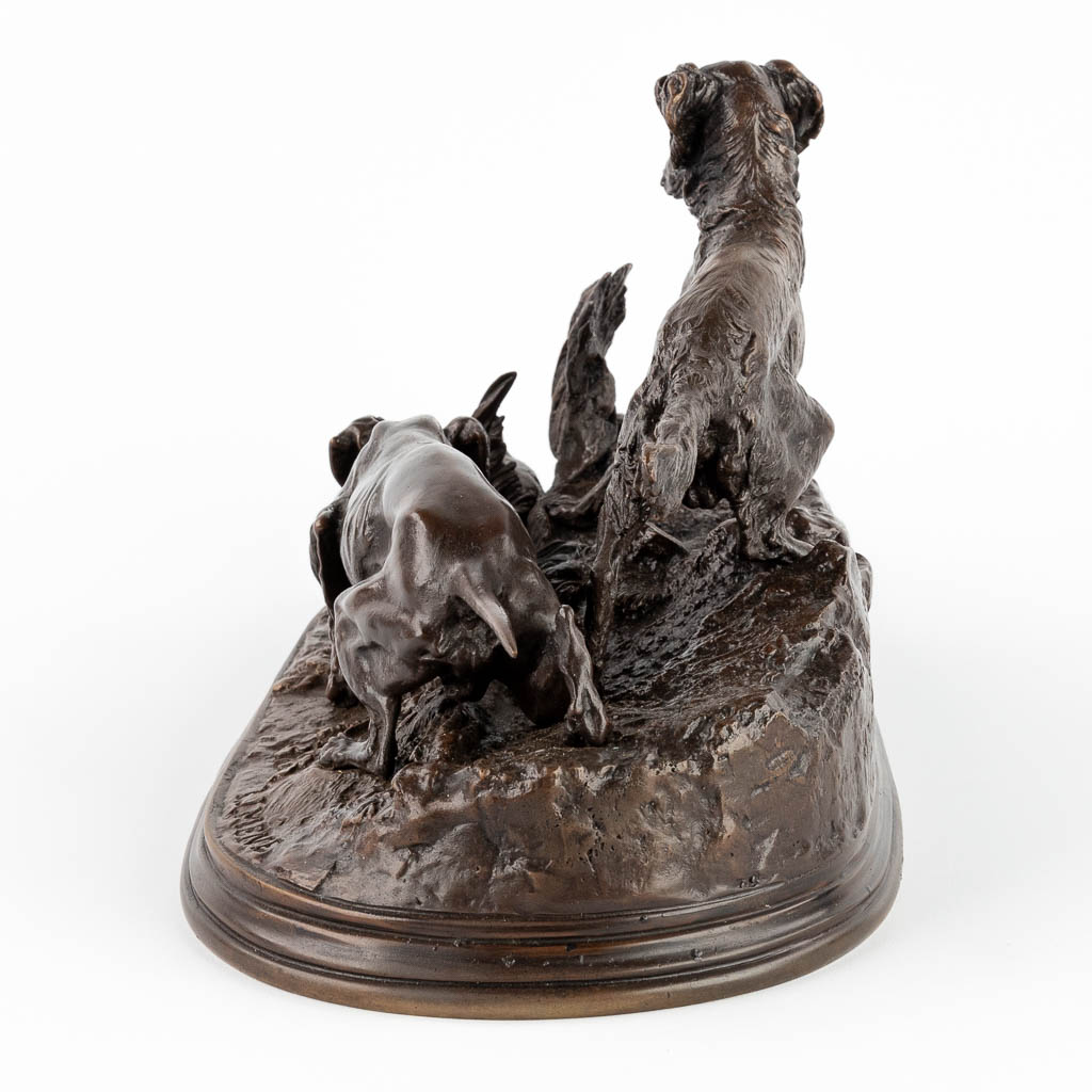 Pierre-Jules MÈNE (1810-1879) 'Hunting Dogs' patinated bronze. (D:20 x W:40 x H:21 cm) - Image 6 of 12