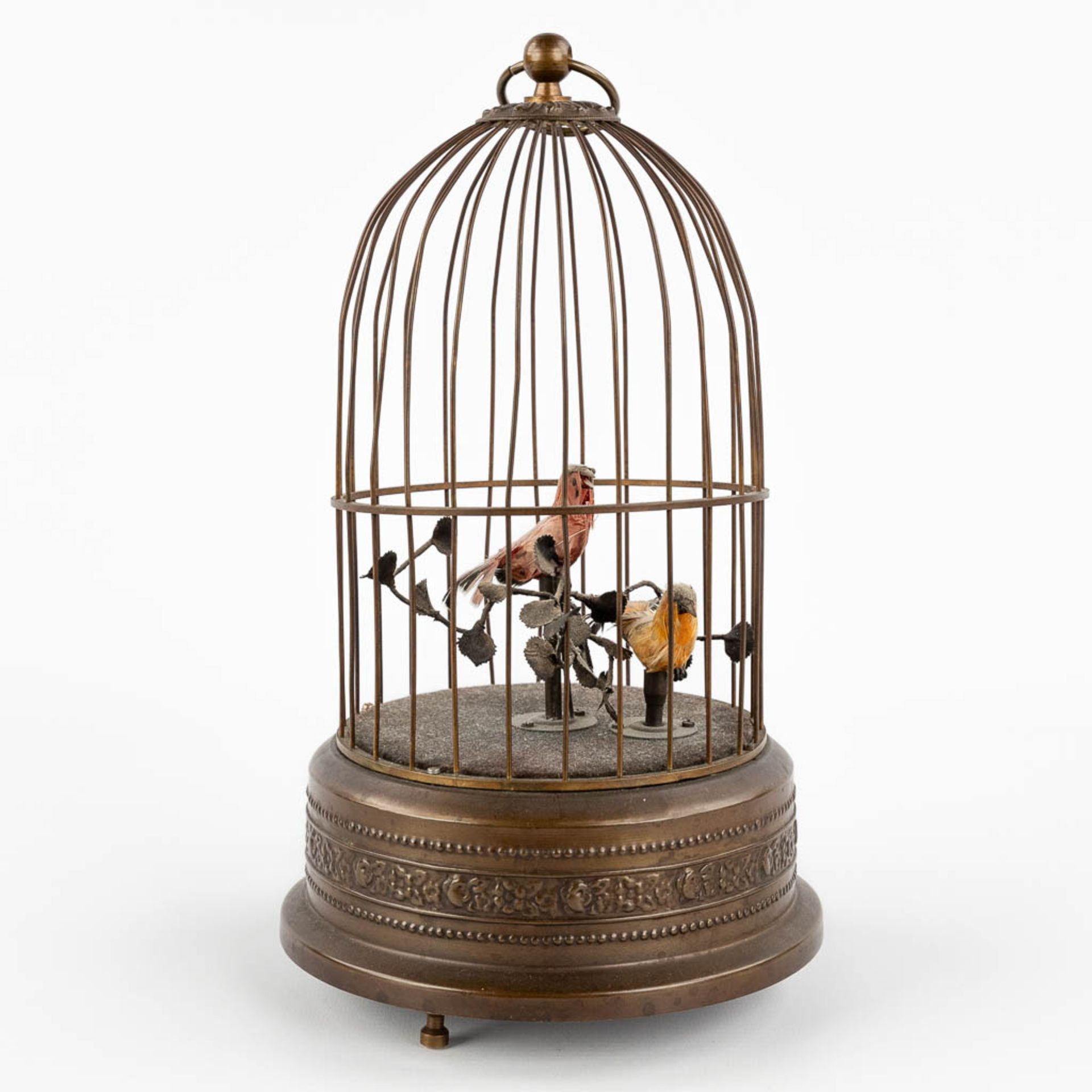 A bird cage automata with a music box. (H:28 x D:15,5 cm) - Image 3 of 12
