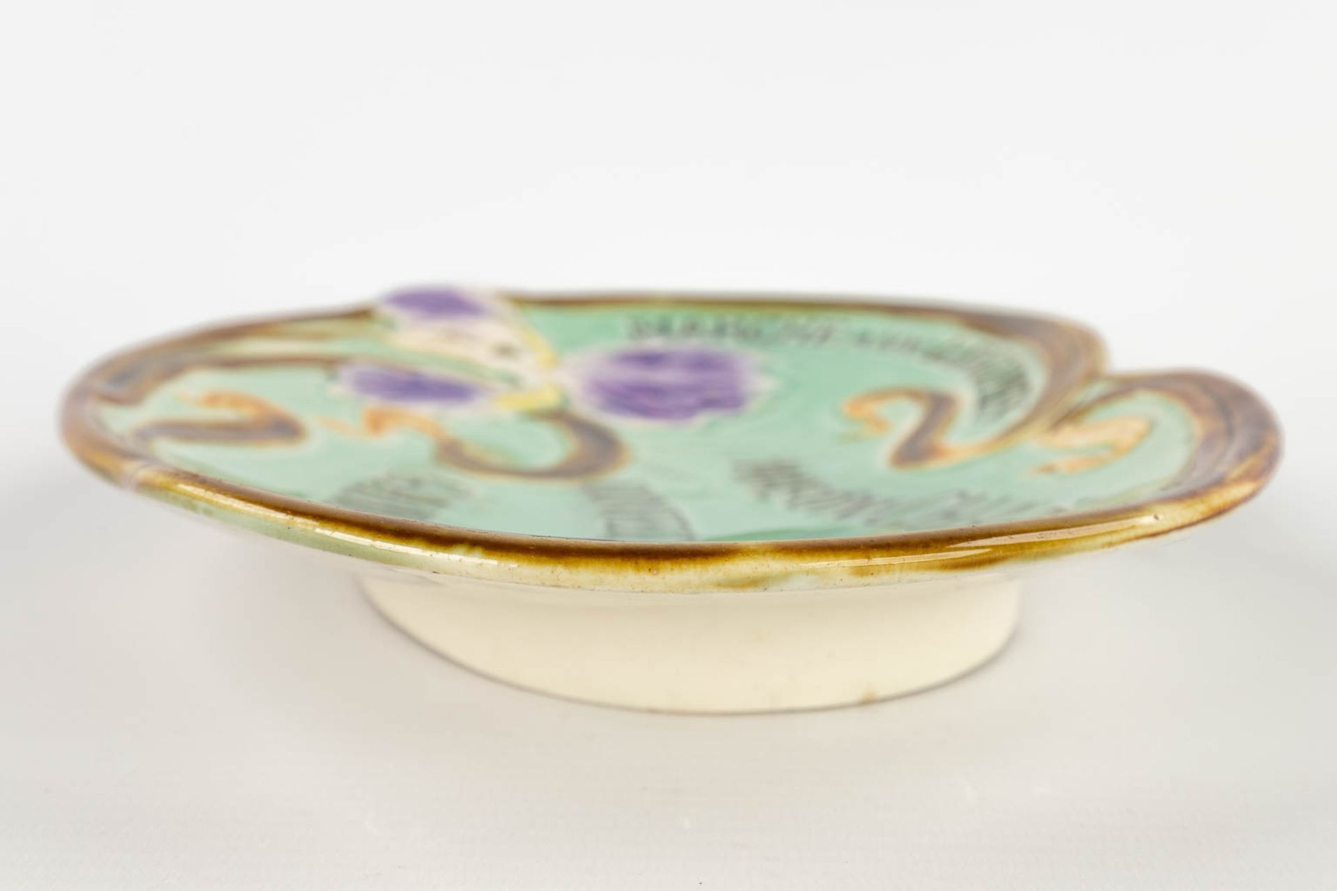 Hasselts Faience, a bowl ?Maison Charles? Confections Gand, Belgium, 19th C. (D:20 x W:26 x H:3,5 cm - Image 6 of 7