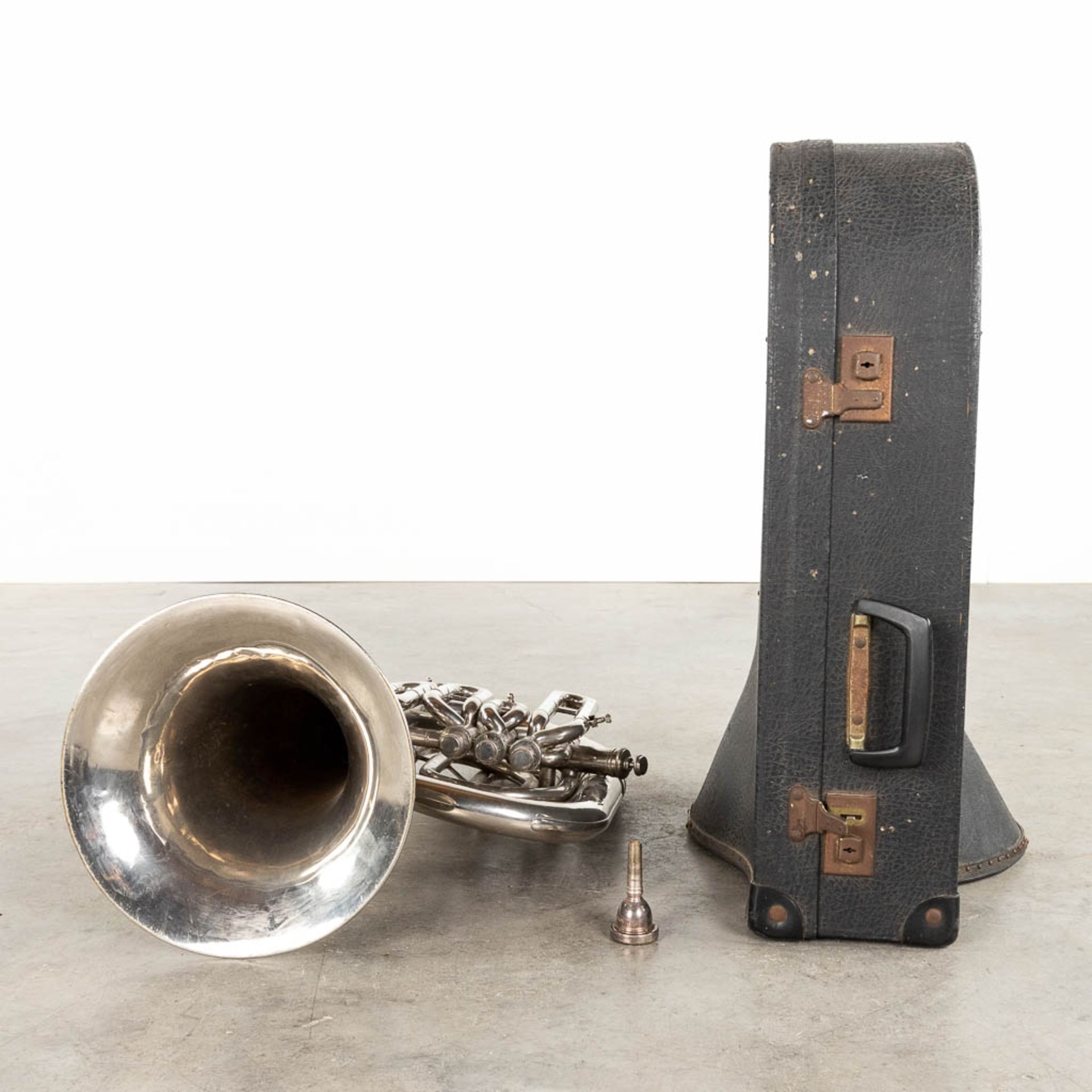 A Brass Tuba, Musical Instrument. The Netherlands, 20th C. (D:47 x W:65 x H:33 cm) - Image 12 of 12