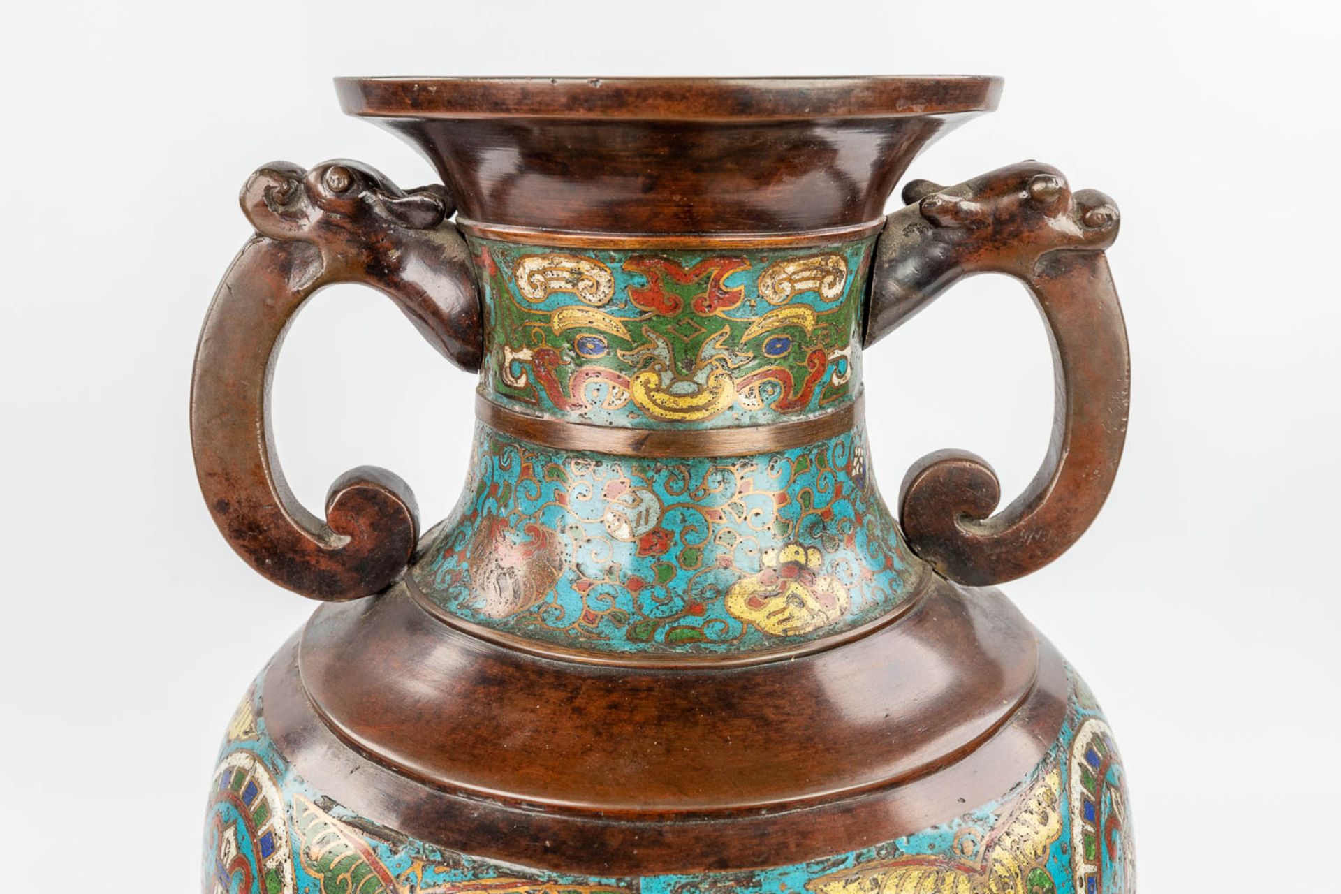 A large Oriental vase made of bronze with a champselvé decor. (H:60 x D:36 cm) - Image 11 of 13