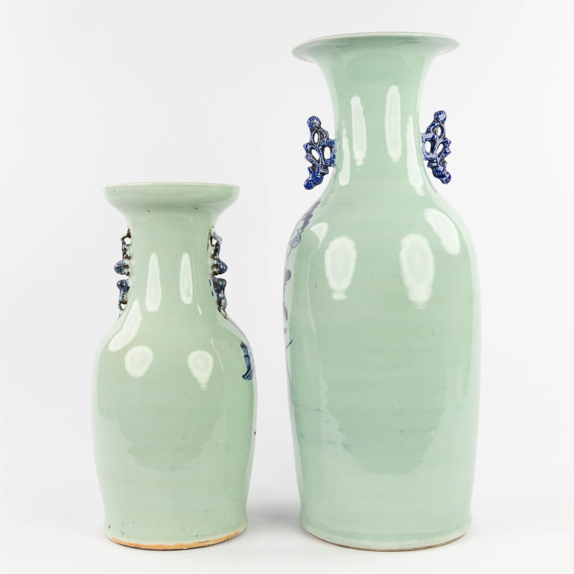 Two Chinese vases, celadon with a blue-white decor. 19th/20th C. (H:59 x D:24 cm) - Bild 5 aus 12