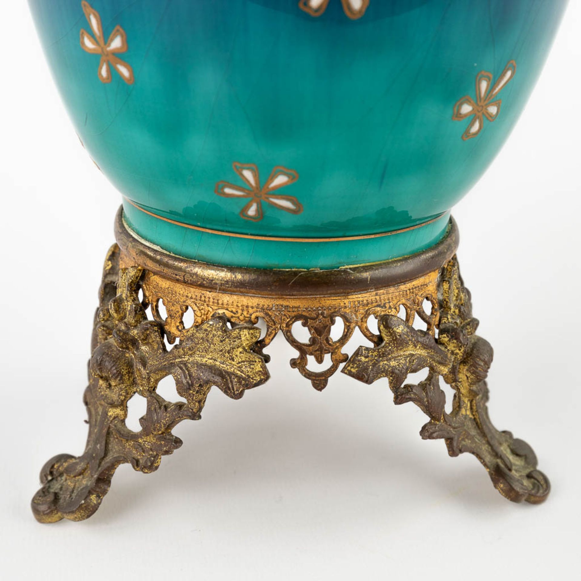 Luneville, a large brass mounted faience vase with starry sky decor. Art Nouveau. (D:15 x W:20 x H:3 - Bild 12 aus 12