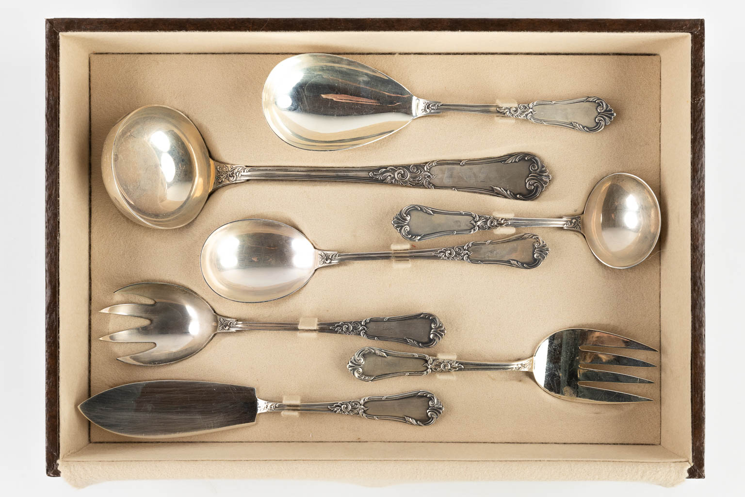 Bruno Wiskemann, Model Régence, a 130-piece silver-plated cutlery in a chest. (D:32 x W:46 x H:27 cm - Image 14 of 17