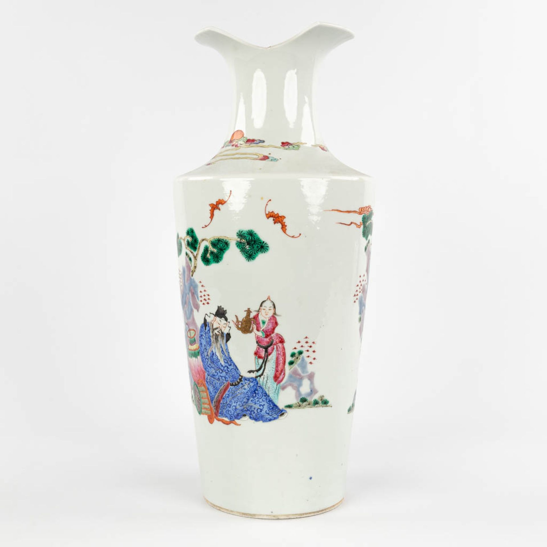 A Chinese vase, decorated with wise men or Immortals. 19th/20th C. (H:44 x D:19 cm) - Image 5 of 12