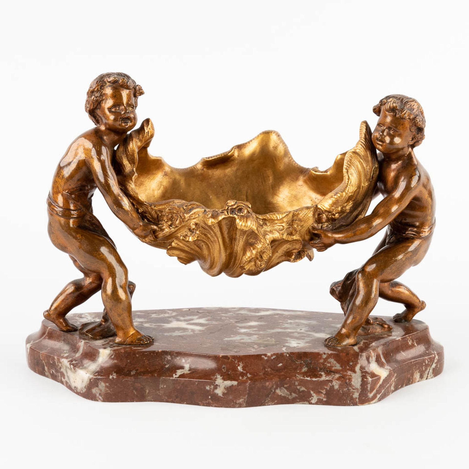 Two Putti with a sea shell, Vide Poche, Louis XV style, bronze mounted on marble. 19th C. (D:13 x W: