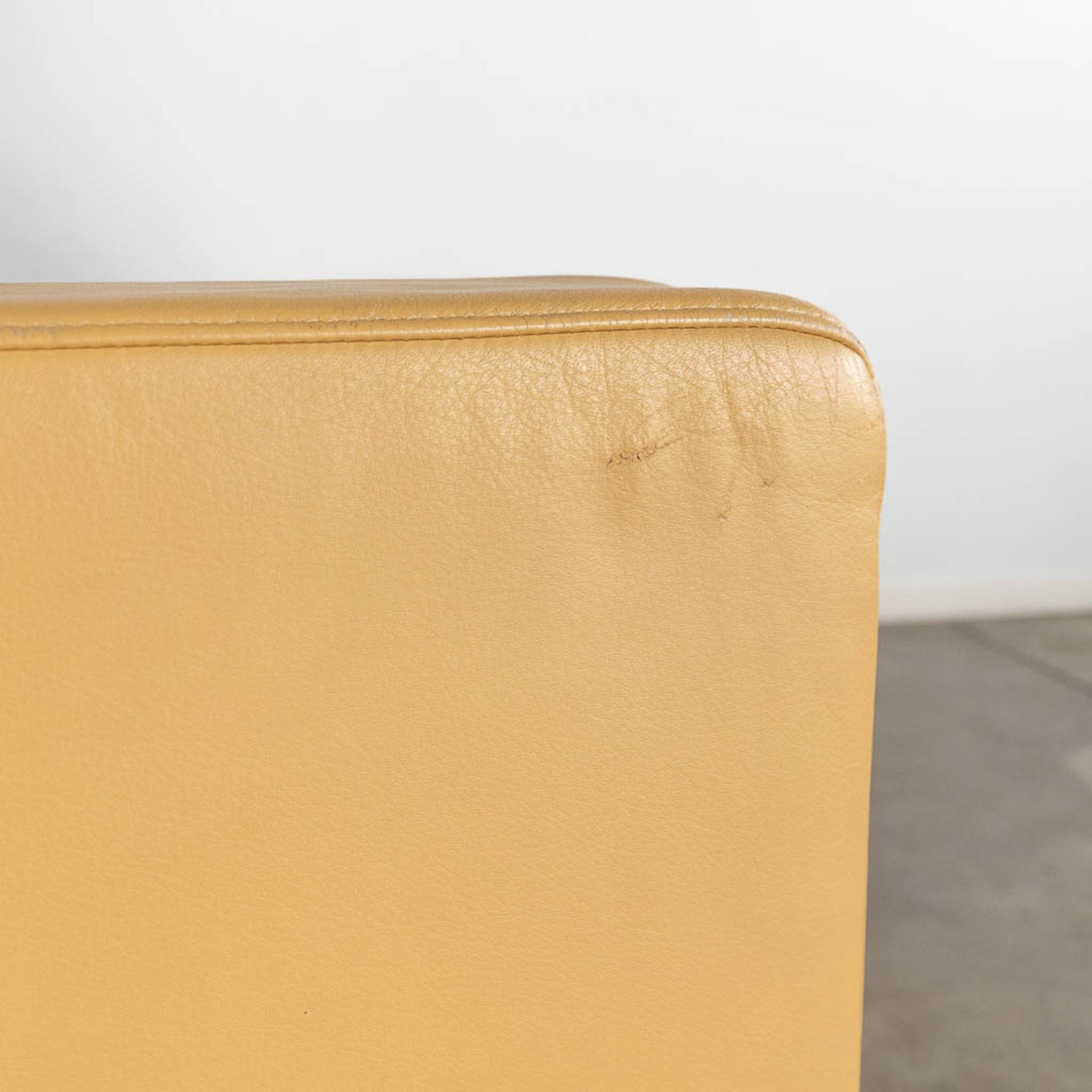 Rolf Benz, a leather and fabric sofa. (D:104 x W:210 x H:67 cm) - Image 8 of 12