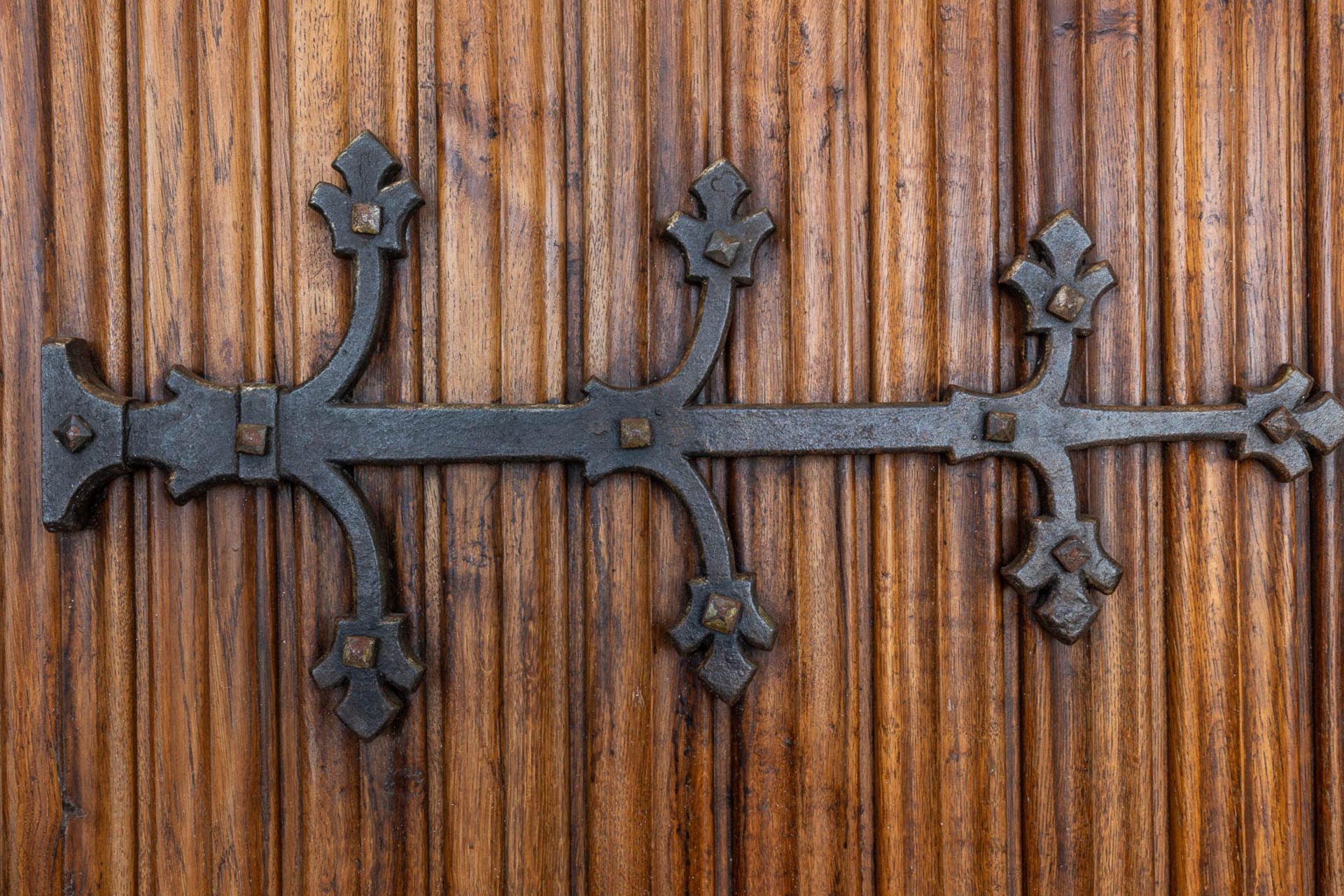 Two pairs of Gothic Revivial chapel doors with metal hardware. The first half of the 20th C. (W:160 - Image 4 of 8