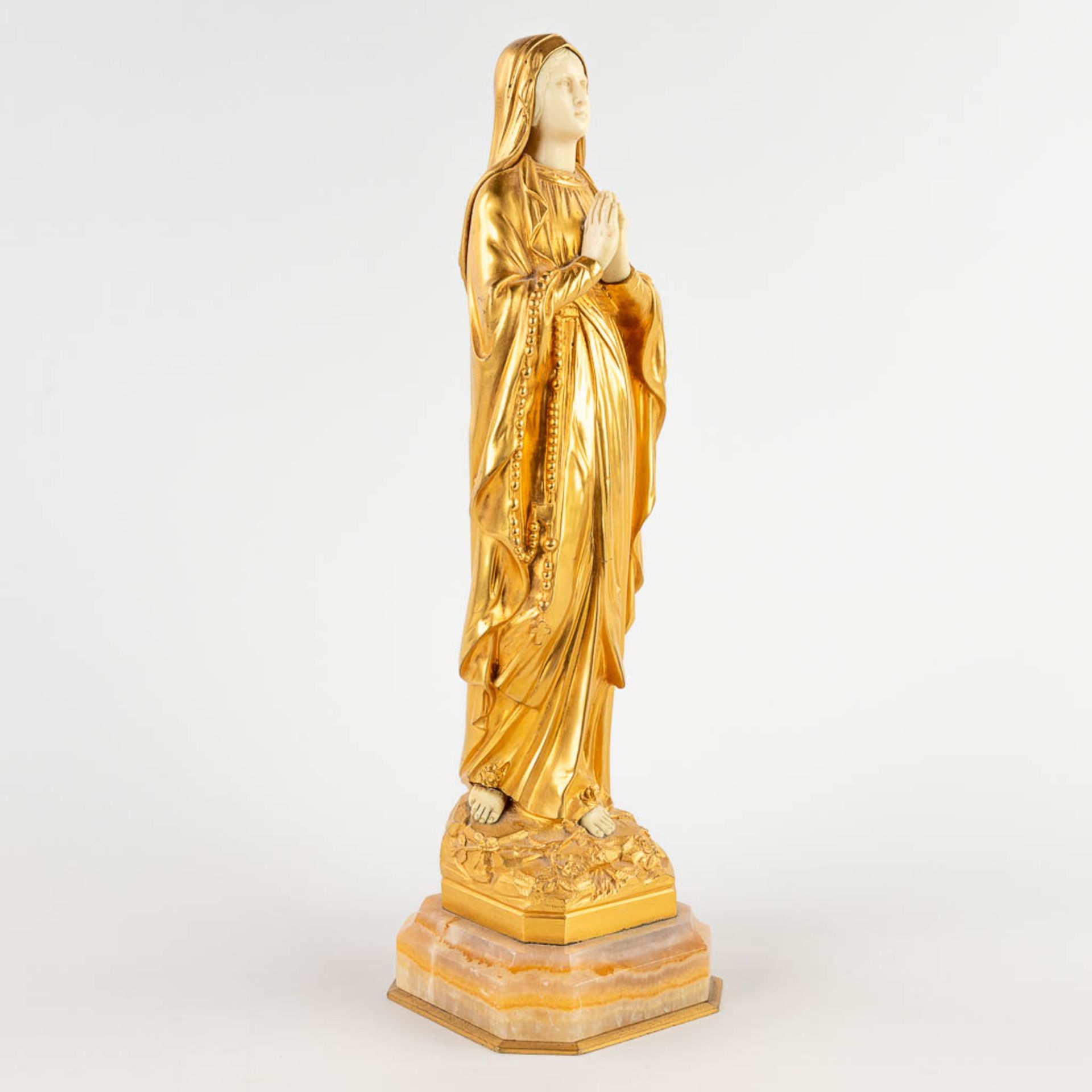 Dominique ALONZO (act.1910-1930) Mary, ormolu gilt bronze figurine, 19th C. (D:10 x W:10 x H:32 cm) - Image 3 of 13