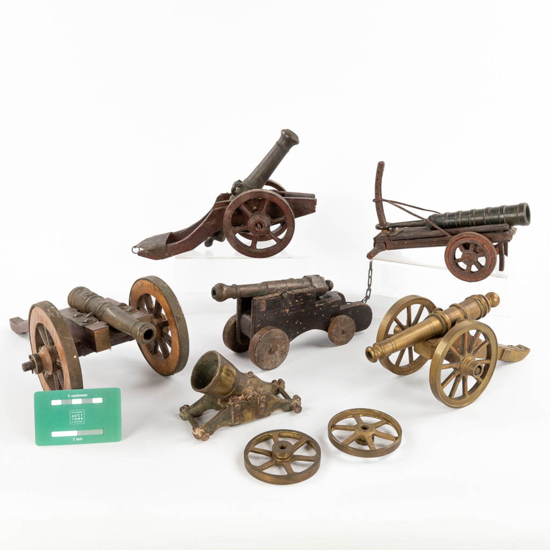 Six miniature cannons, 19th/20th C. (D:20 x W:38 x H:12 cm) - Image 2 of 13