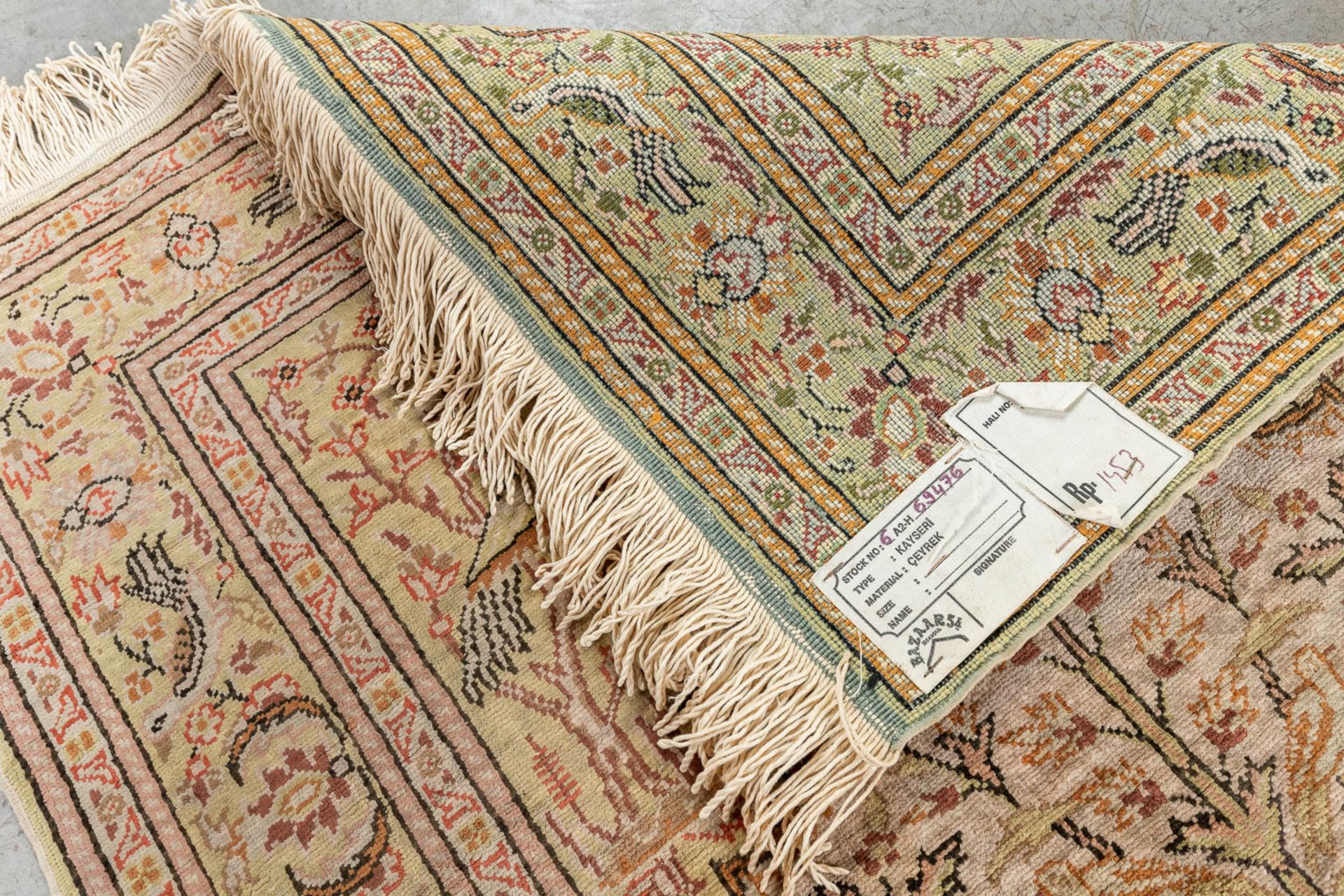 Two Oriental hand-made carpets, Kayseri &amp; Keshan. (D:151 x W:104 cm) - Image 13 of 14