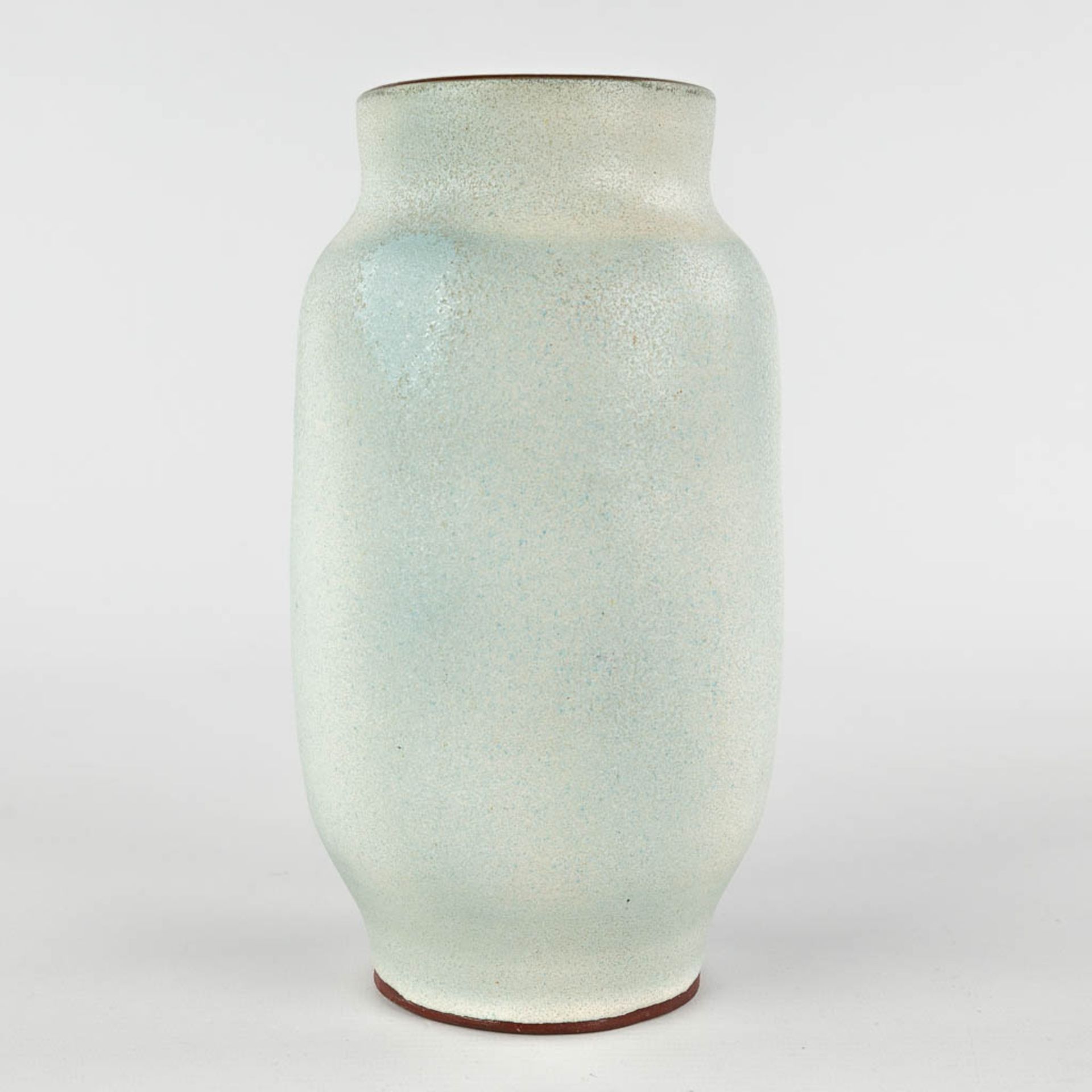 Rogier VANDEWEGHE (1923-2020) 'Vase' light-blue glaze, circa 1956-1957. (H:21,5 x D:11 cm) - Image 3 of 11