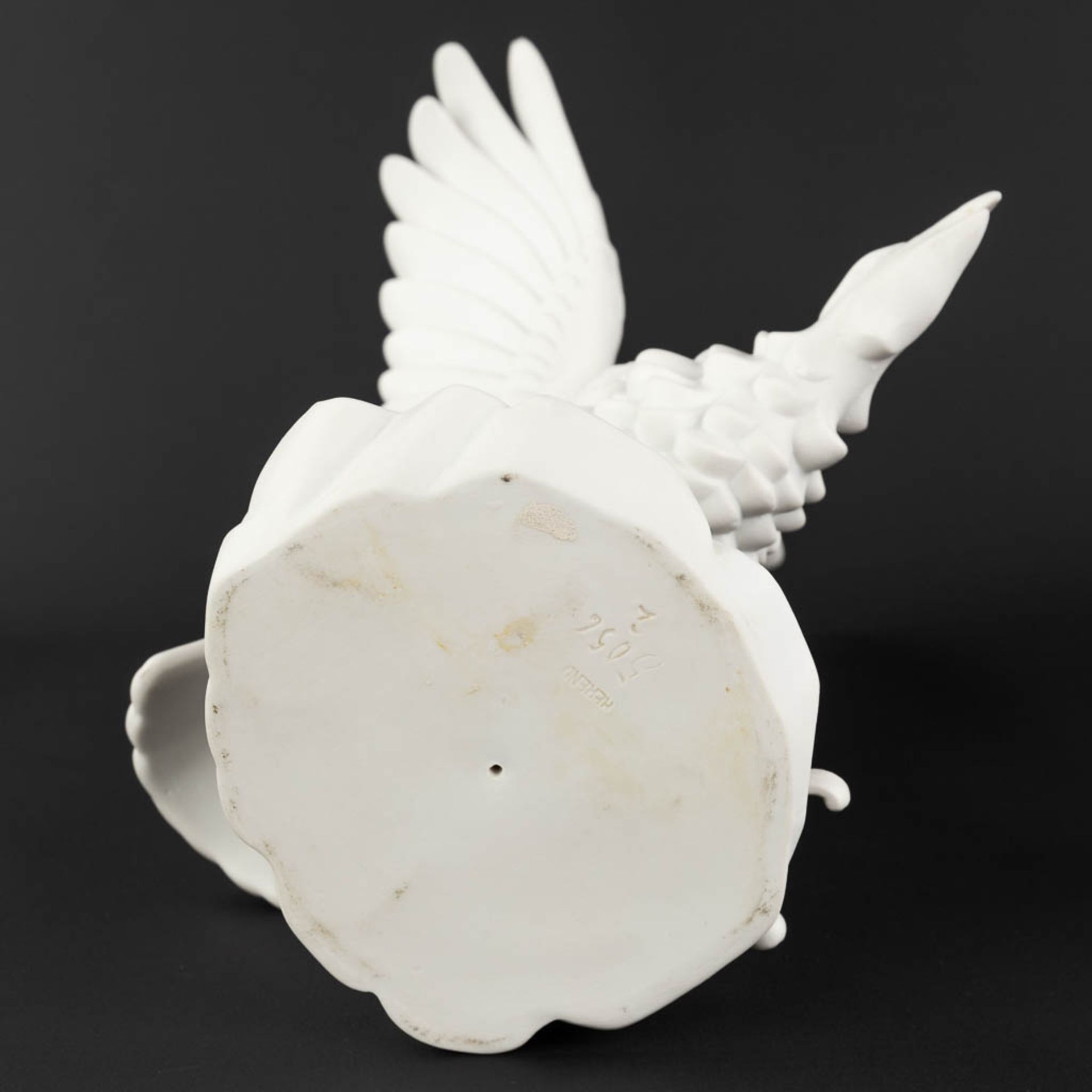 Herend, an eagle with sword figurine, bisque porcelain. (D:24 x W:23,5 x H:33 cm) - Image 7 of 10