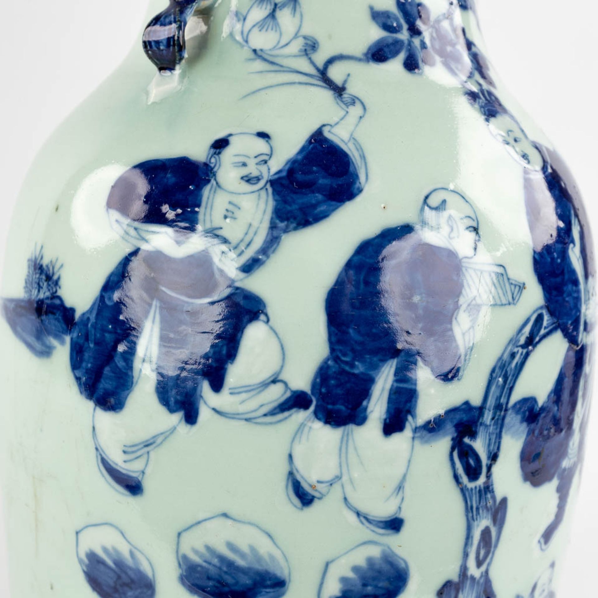 A Chinese celadon vase, blue-white, decorated with wise men. 19th/20th C. (H:59 x D:23 cm) - Image 12 of 16