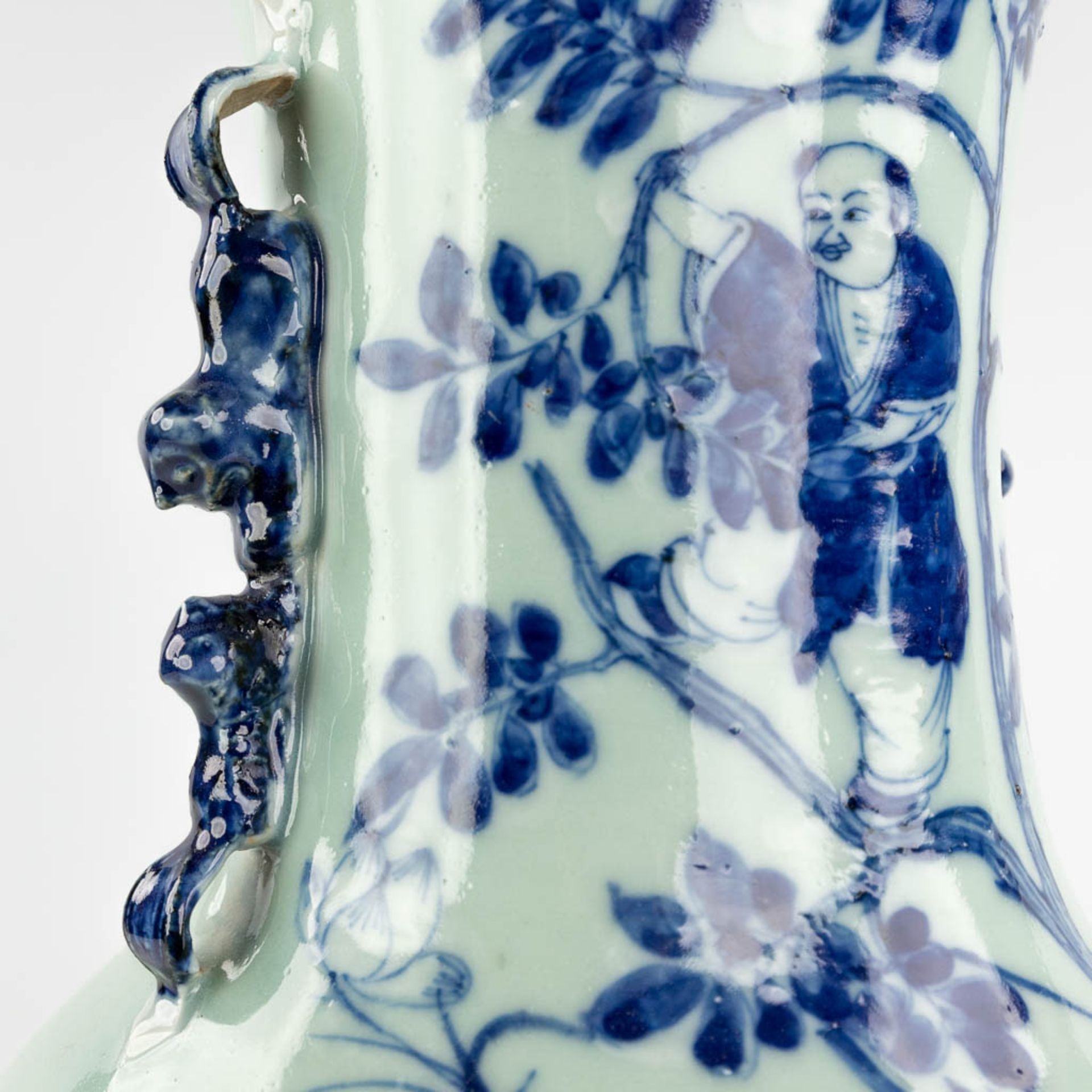 A Chinese celadon vase, blue-white, decorated with wise men. 19th/20th C. (H:59 x D:23 cm) - Image 13 of 16