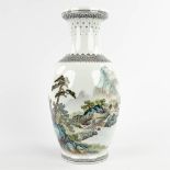 A Chinese vase with a river landscape, 20th C. (H:35 x D:17 cm)